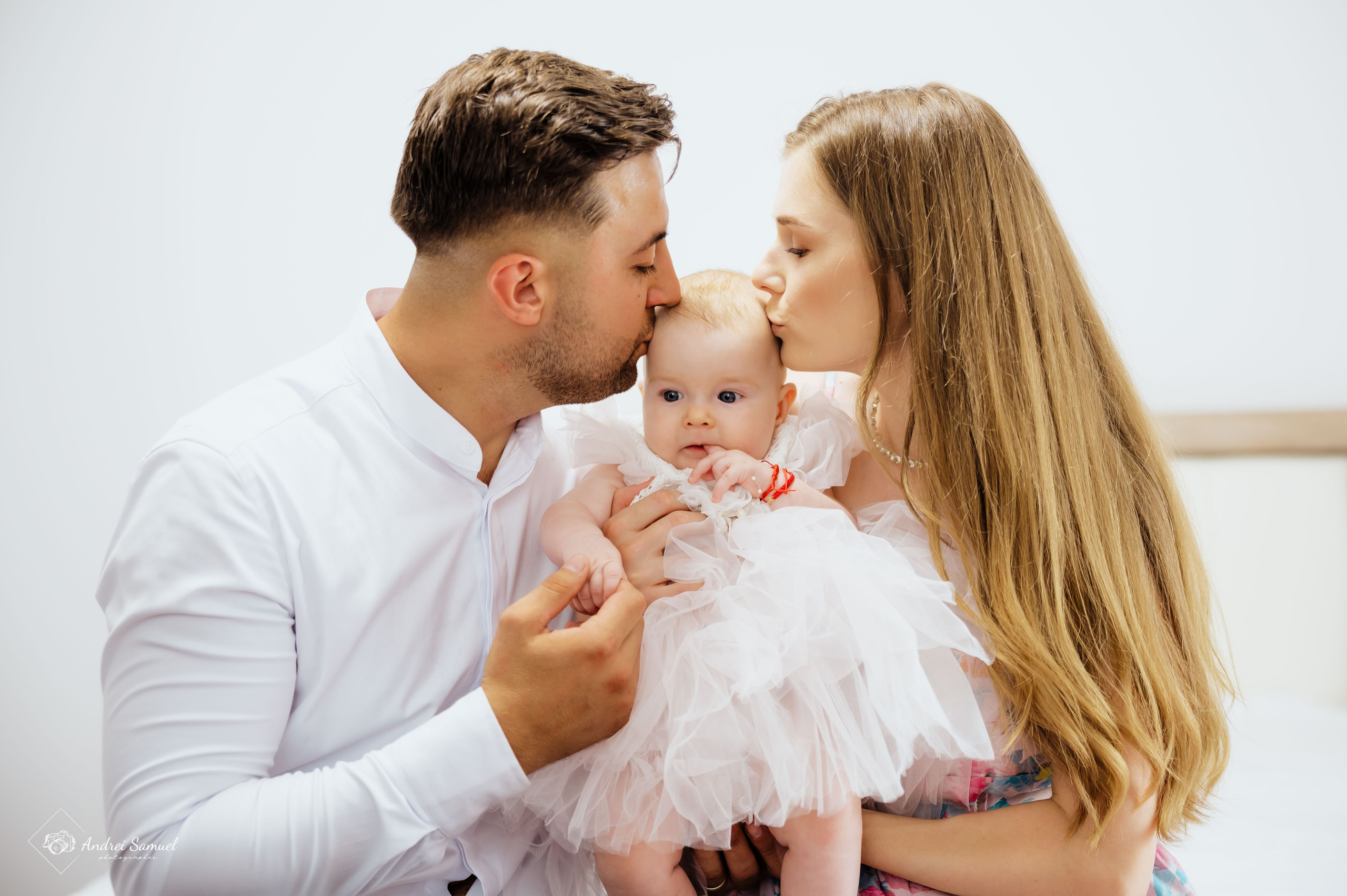 Anais Ioana. Andrei Samuel – Fotograf București | Evenimente, Studio, Imobiliare, Produs