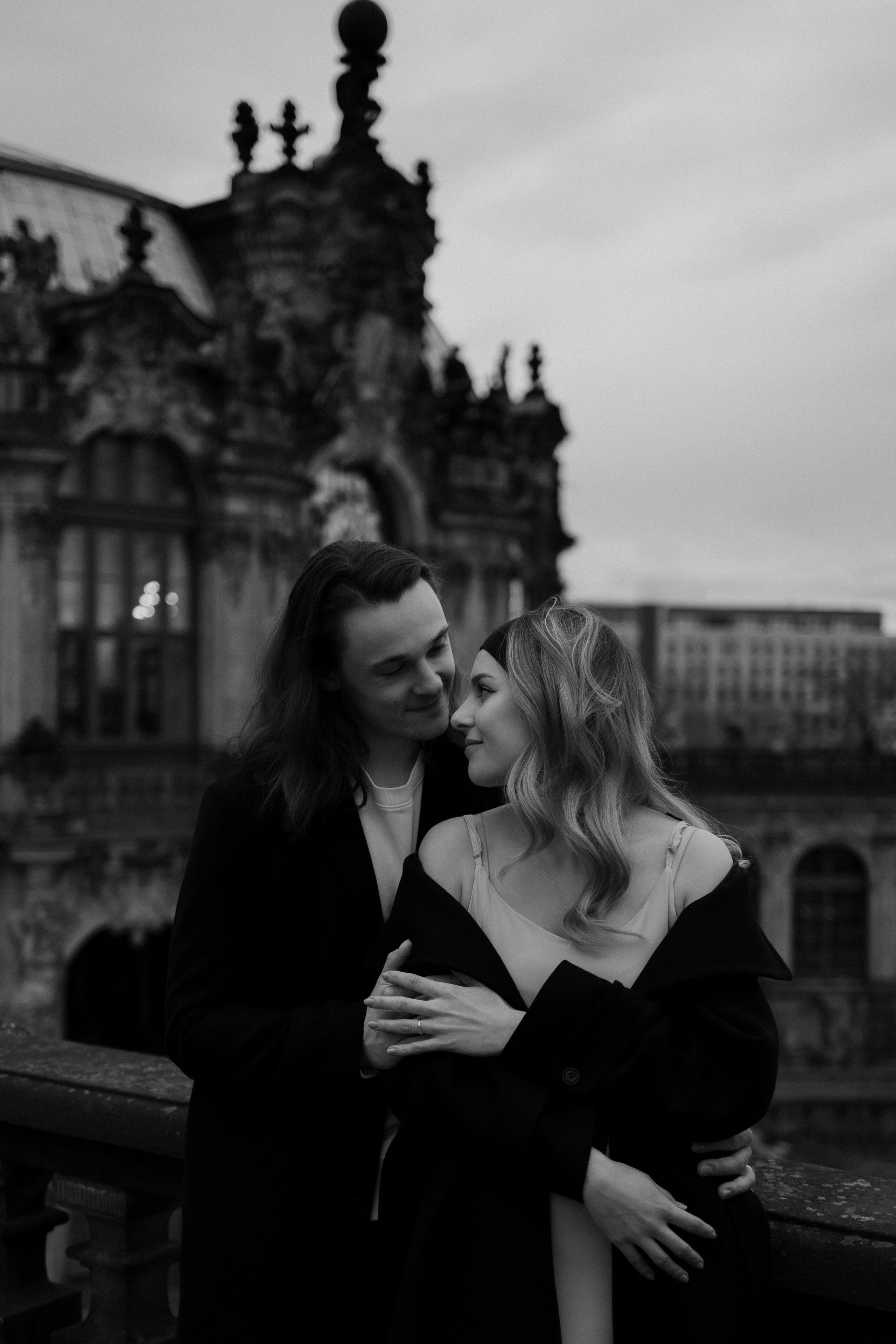 Black&White Love Story in Dresden. Emotional&Cinematic Couple Photography by Kristina Kozheltsova. Kristina Kozheltsova- Soulful Portrait&Lifestyle&Love Story Photographer in Leipzig, Germany