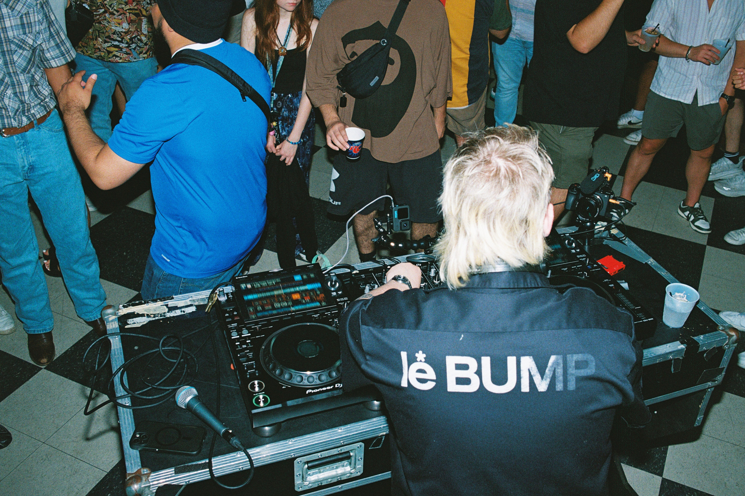 MUSIC AND EVENT. 35mm Photography by Brad Zgonena based in Chicago, IL