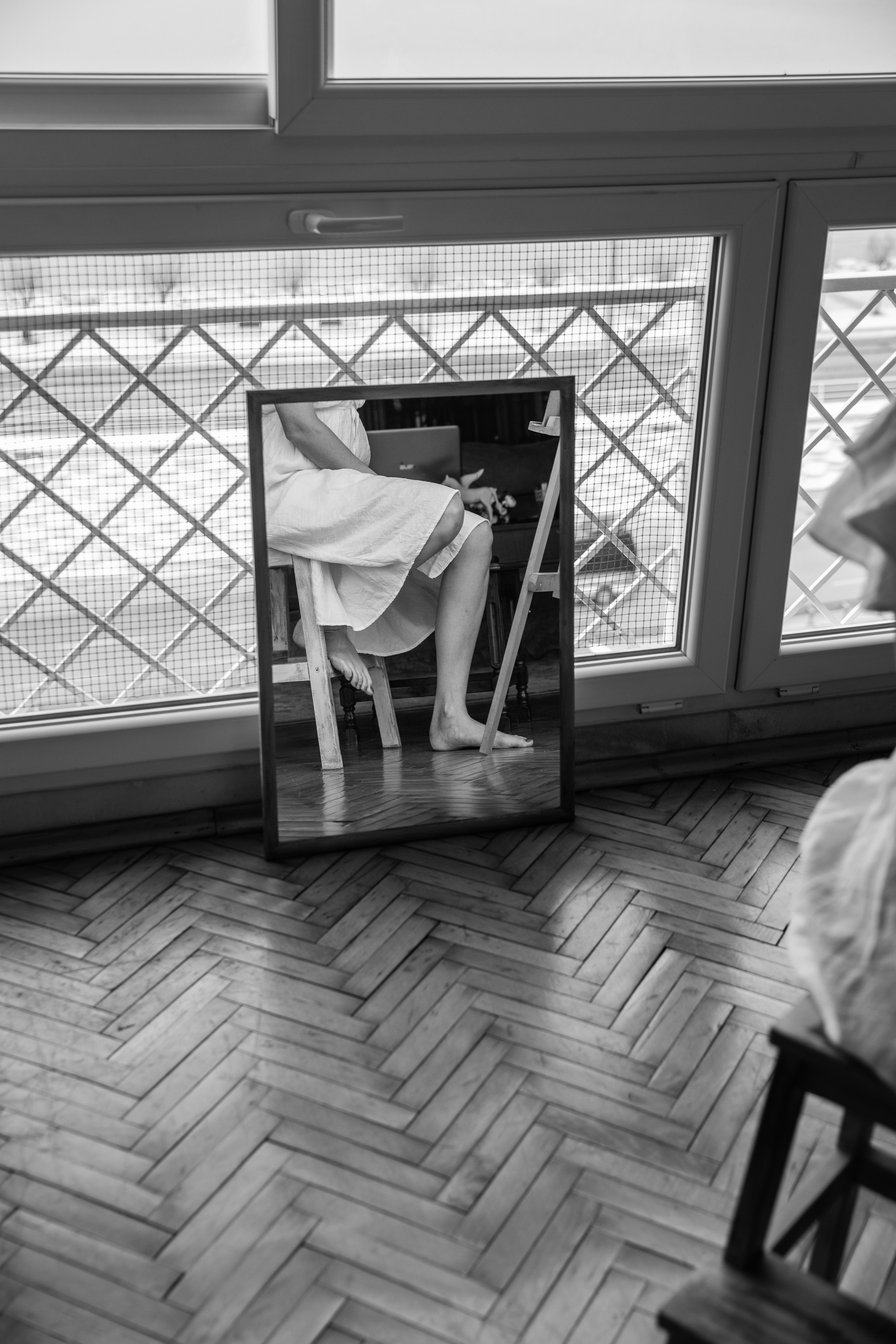 Content photo session in home studio