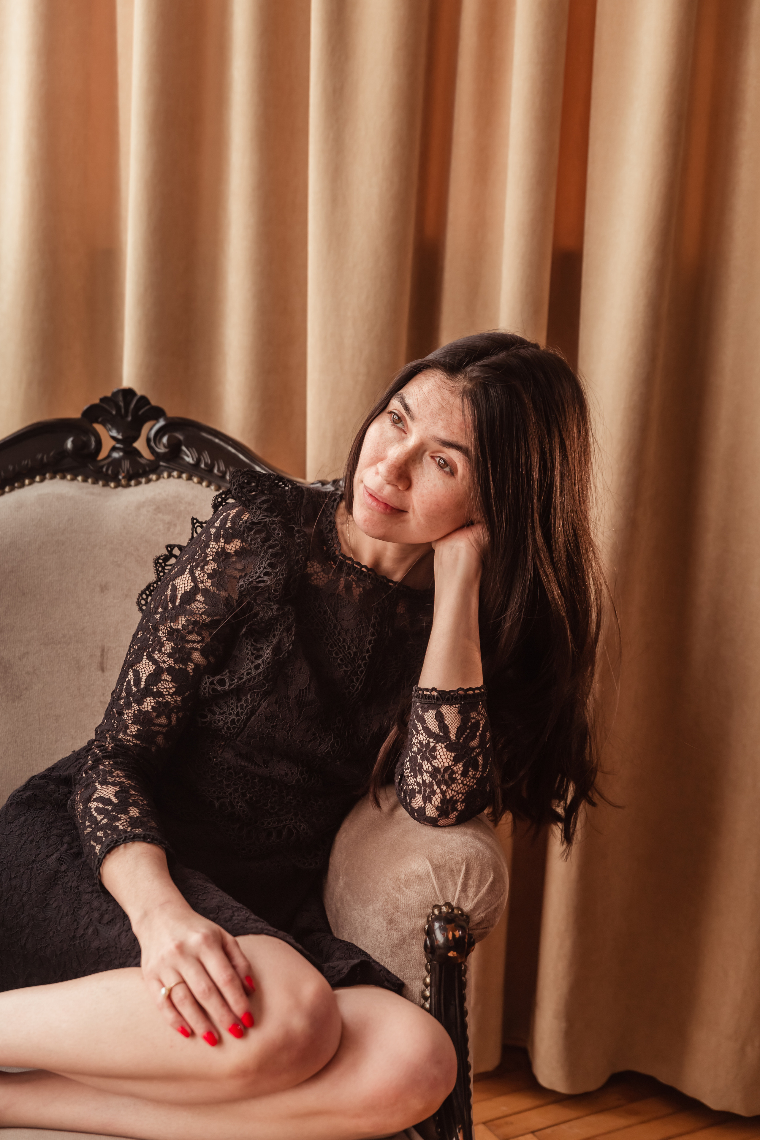 Content photo session in home studio