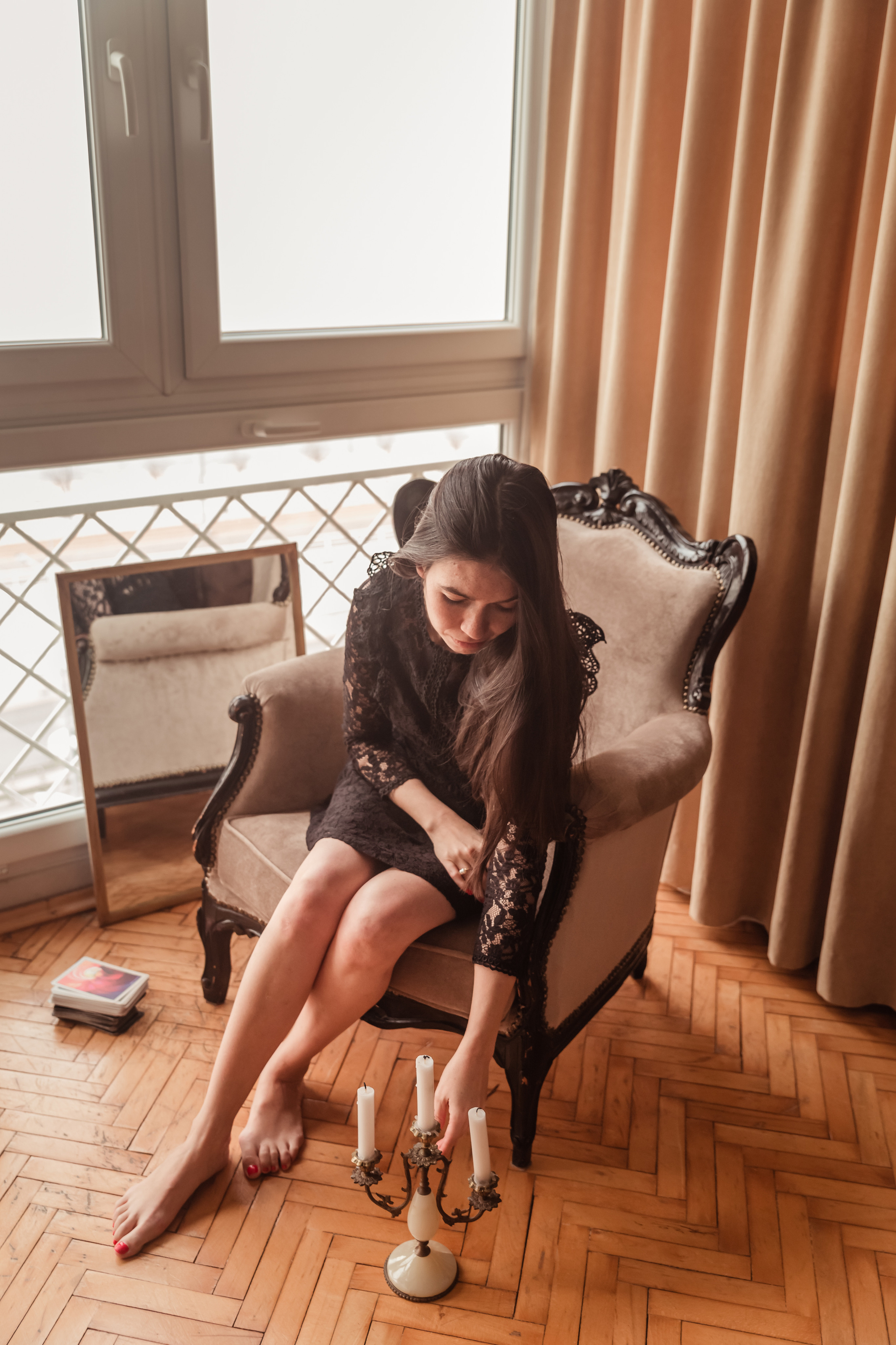 Content photo session in home studio