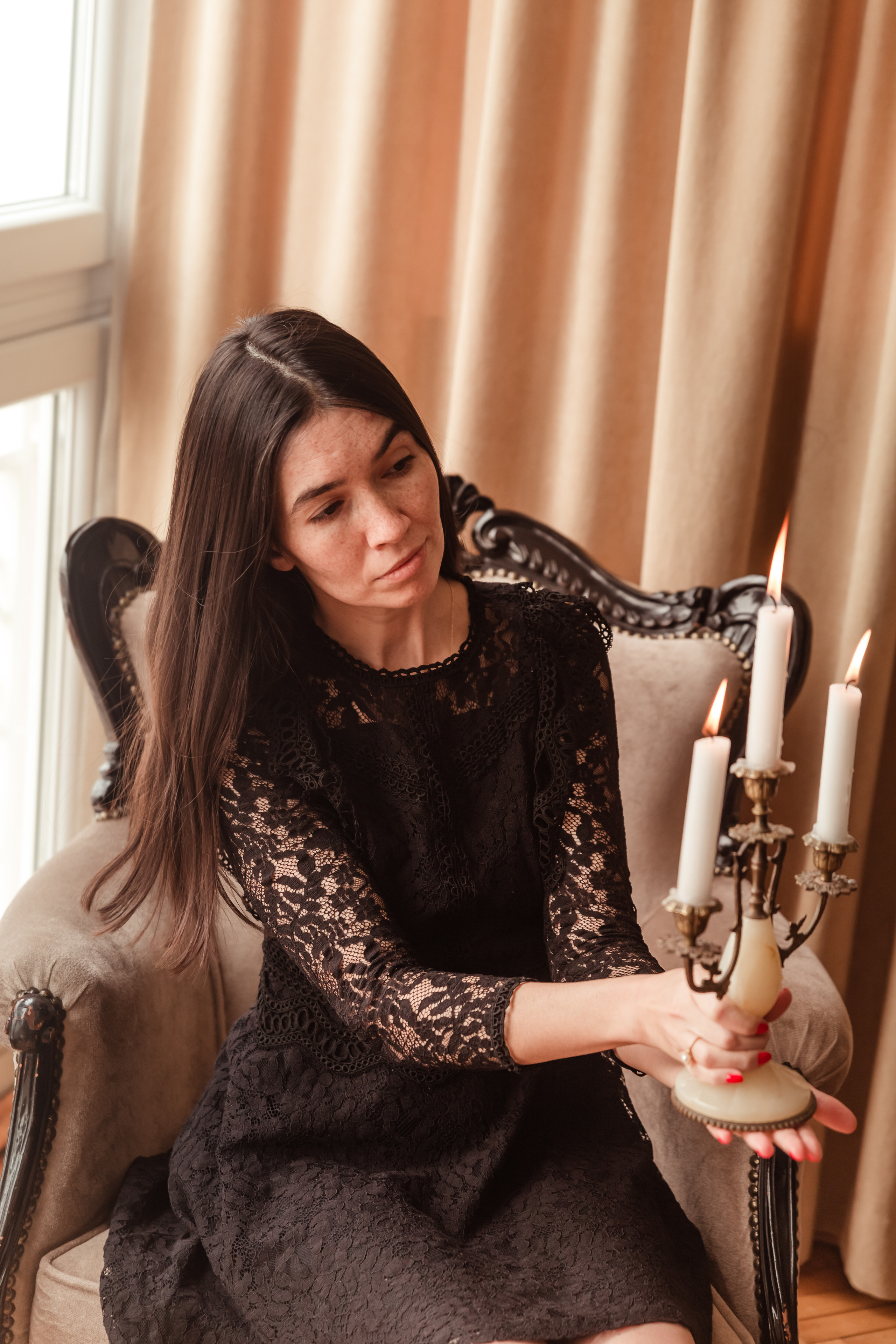 Content photo session in home studio