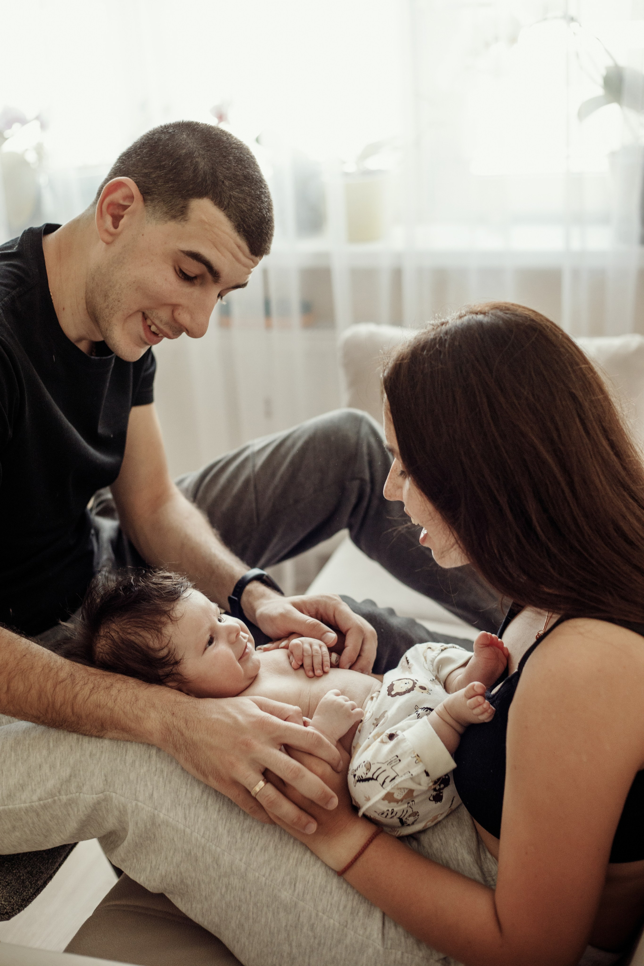 Natural Newborn Photography at Home – Soft & Timeless. Alisa Tant — Family and newborn photographer Bucks County, Montgomery county, Philadelphia, NJ