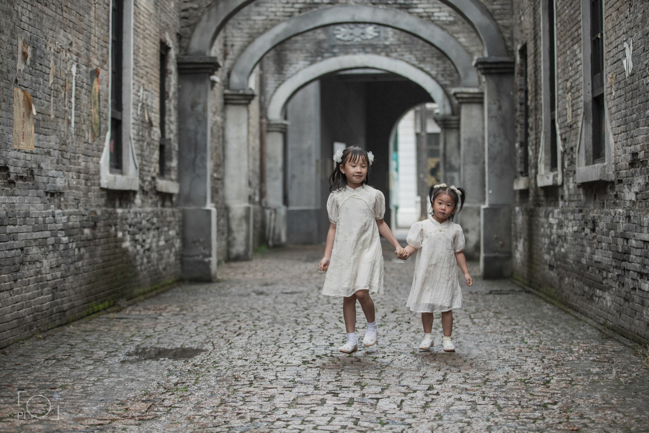 Семейная фотосессия в шанхайской киностудии. Photographer in Shanghai — Lola Pidluskaya