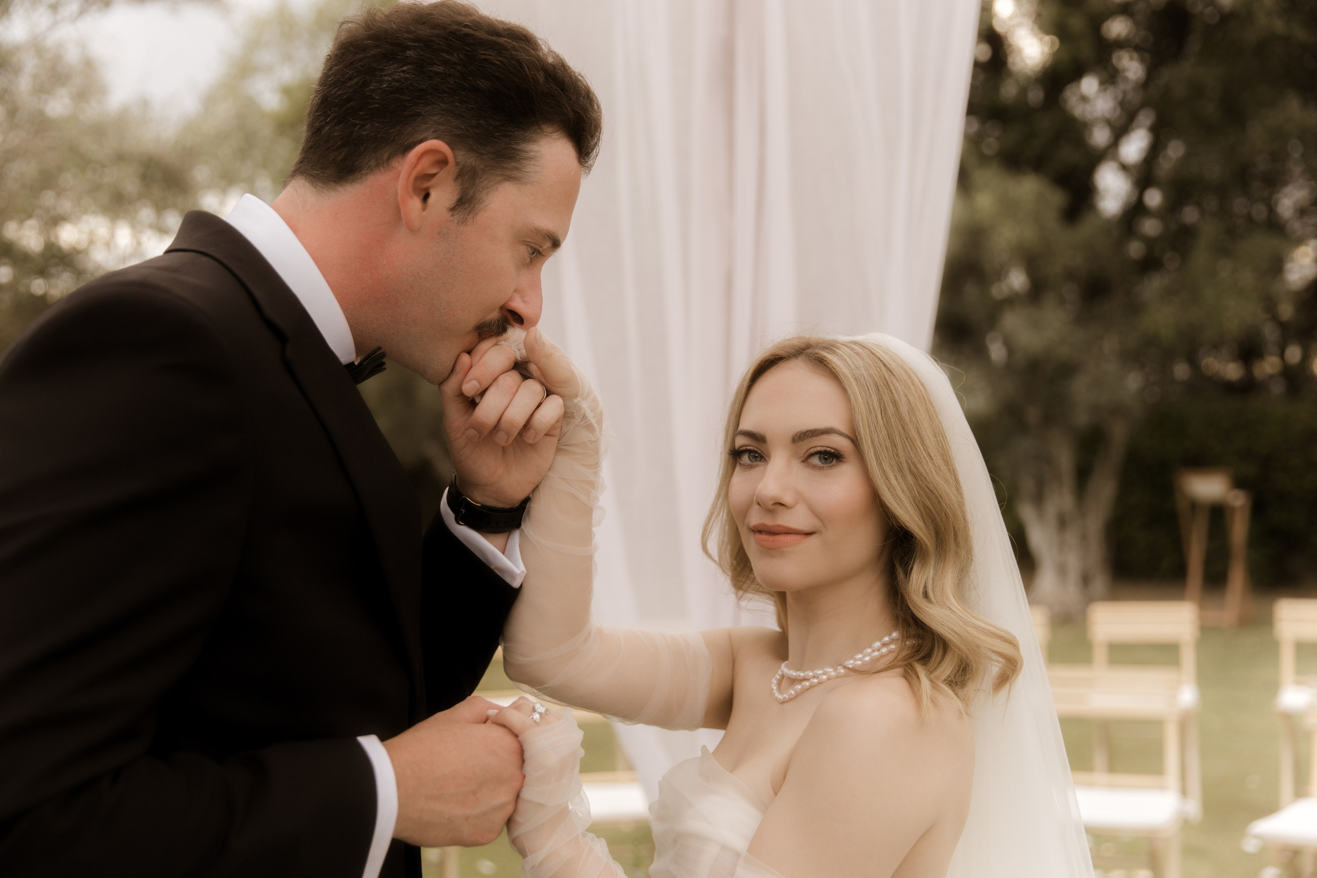 PJ & Yonna. Hotel Castell d’Emporda. Paola fotógrafo / videografo de bodas en Barcelona