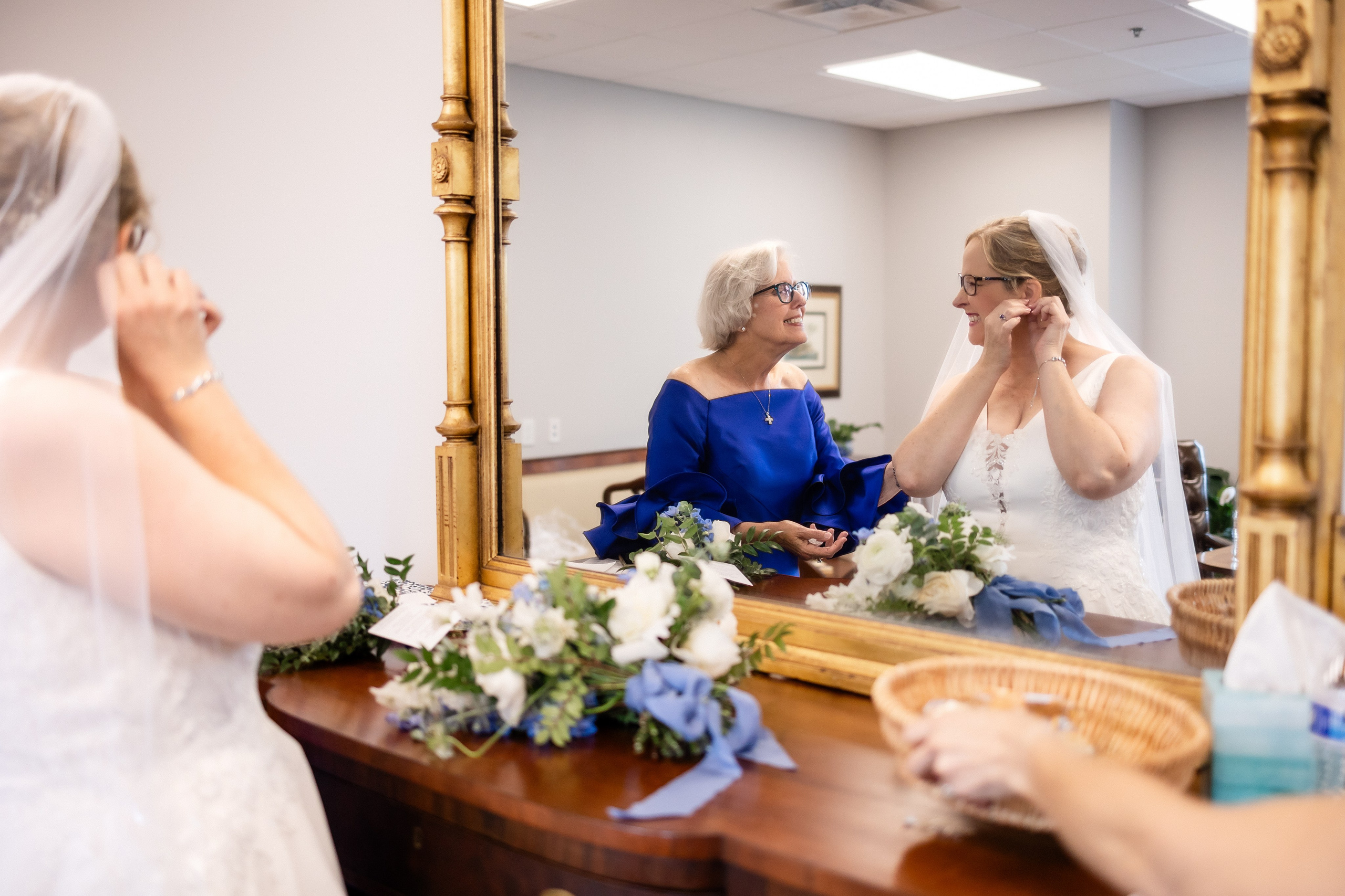 Anne and Aaron: A Love Story Written in Music and Art in Greenville SC. Wedding and portrait photography in Greenville SC