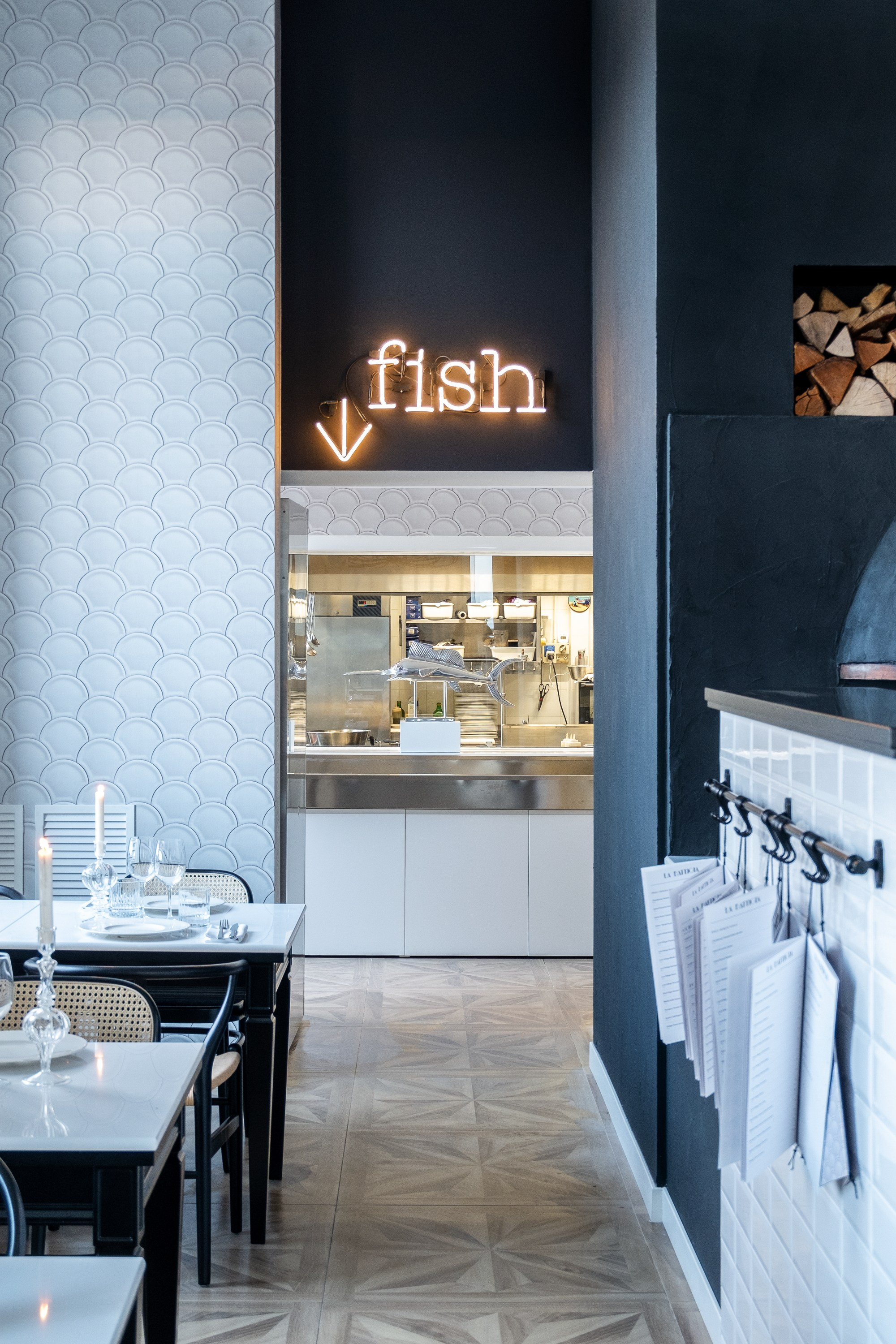 Bar restaurant in Bari (Apulia)