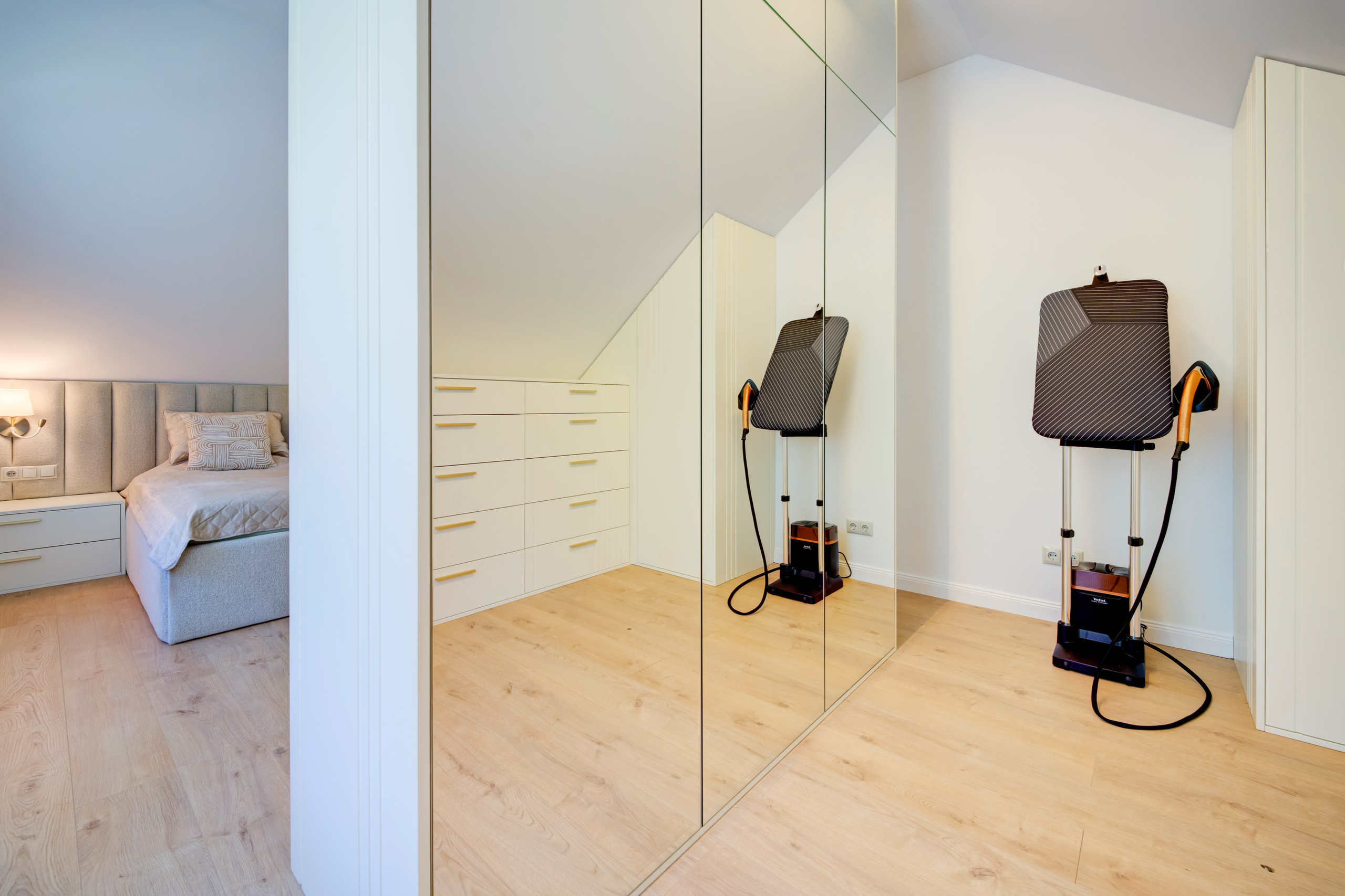 Č. Milošo g. Zujūnai, Vilnius. Elina Sapiega fotografė Vilniuje