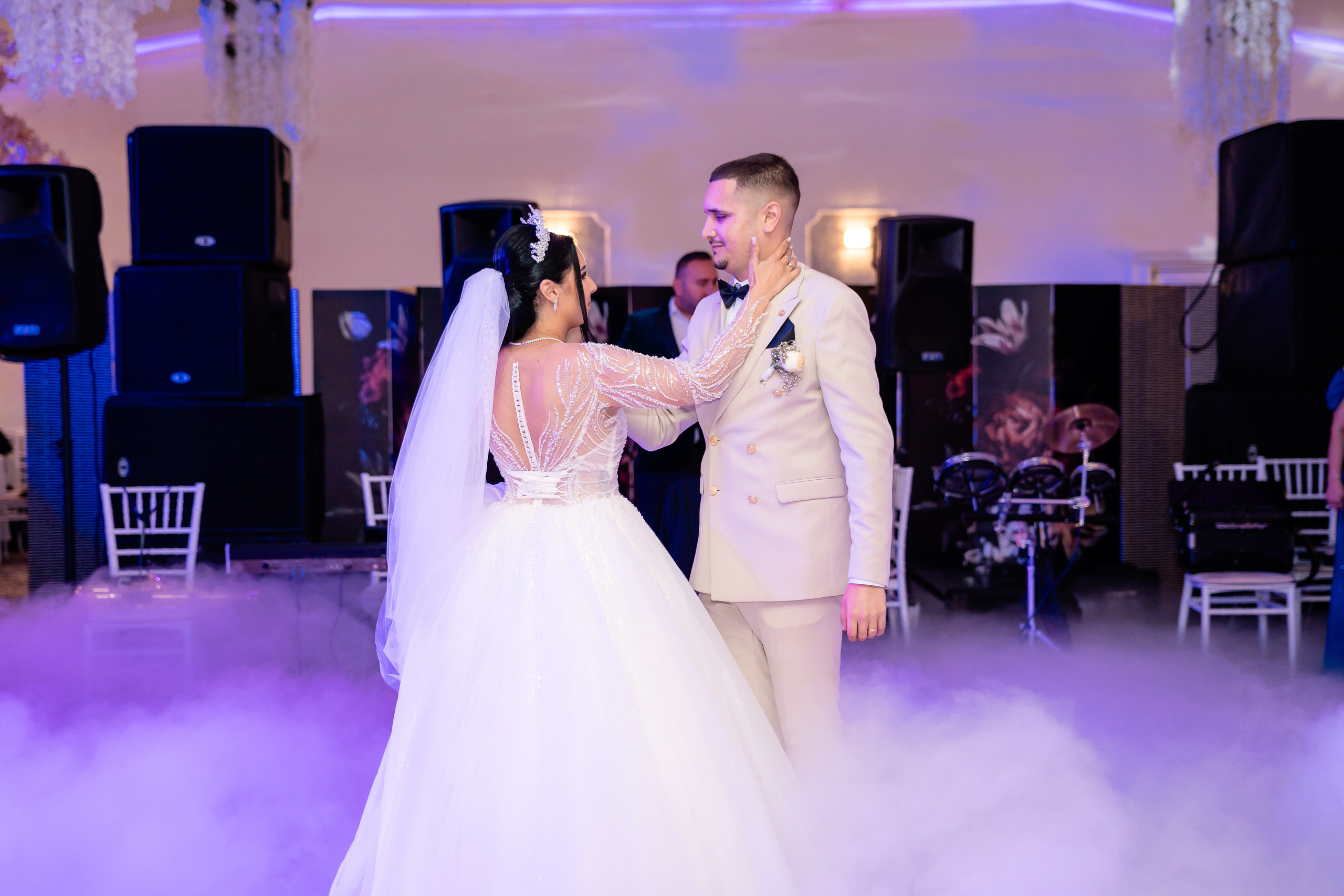 Bella & Adi. Foto Studio — Fotograf de evenimente, nunti, botezuri, portrete