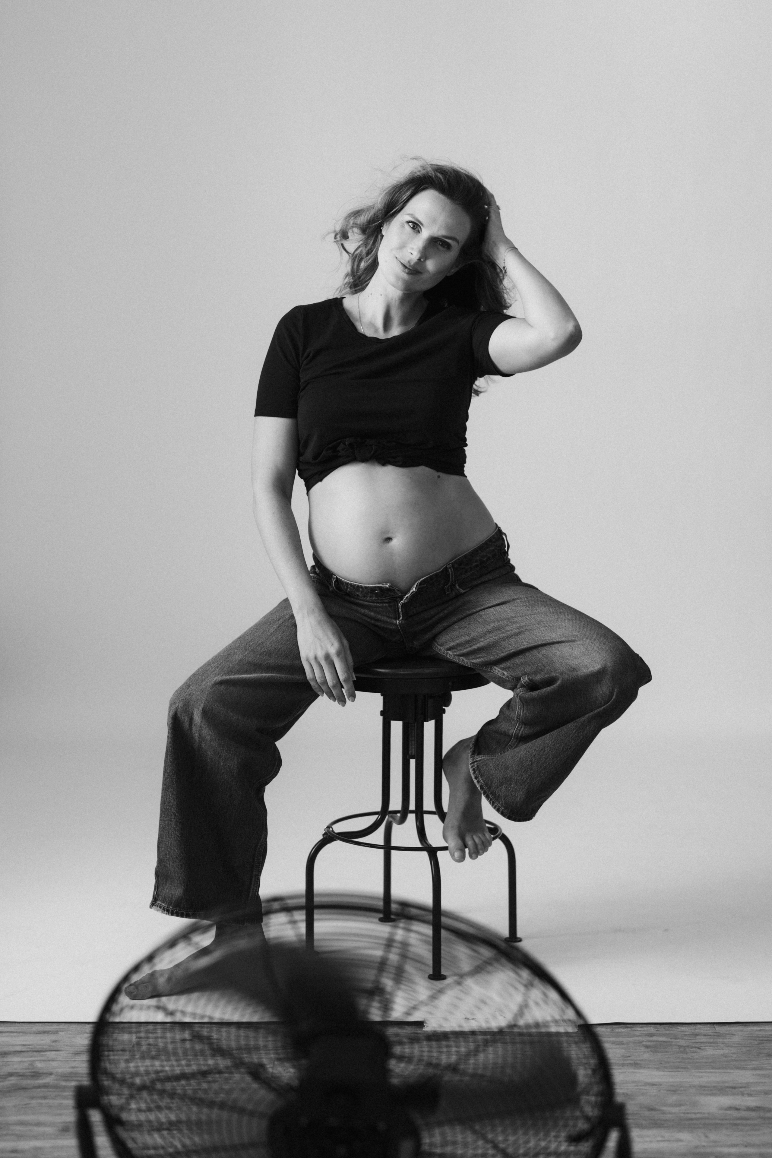 Kathleen. Modern maternity photographer in Long Island New York