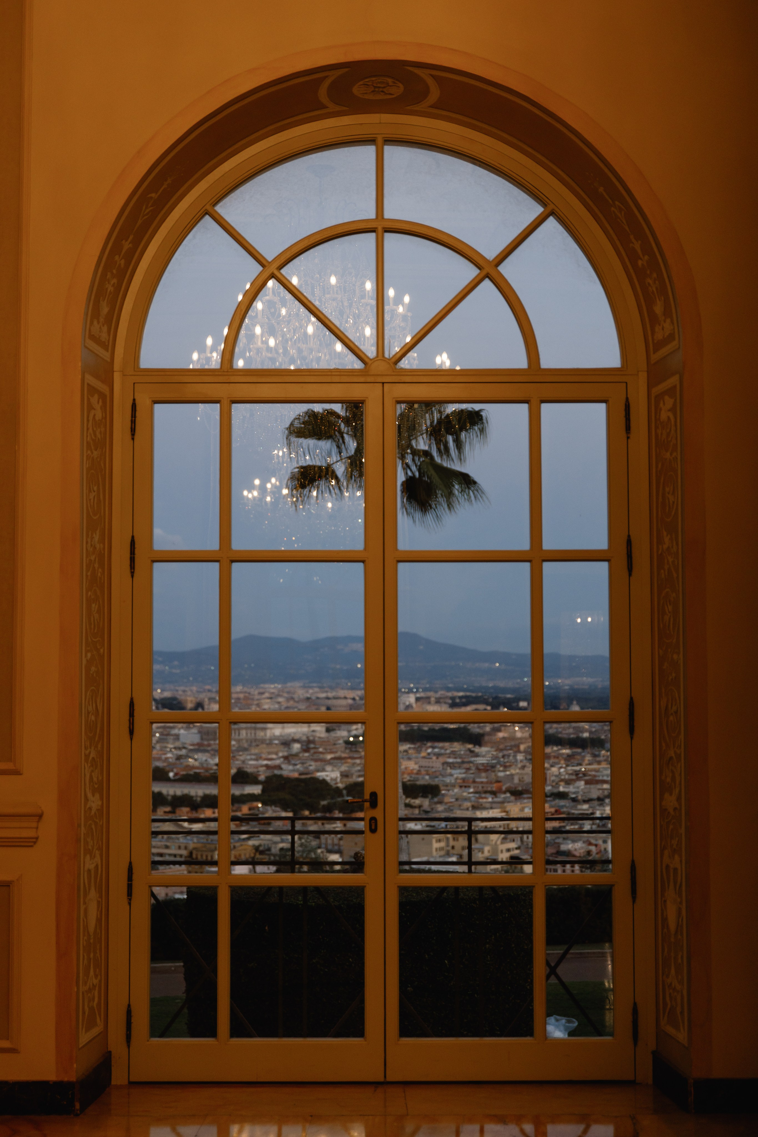 Wedding photographer Italy Rome, Tuscany, Lake Como, Sicily, Puglia. Wedding Photographer Rome Tuscany Como Sicily Puglia Amalfy Italy- Oksana Savenchuk