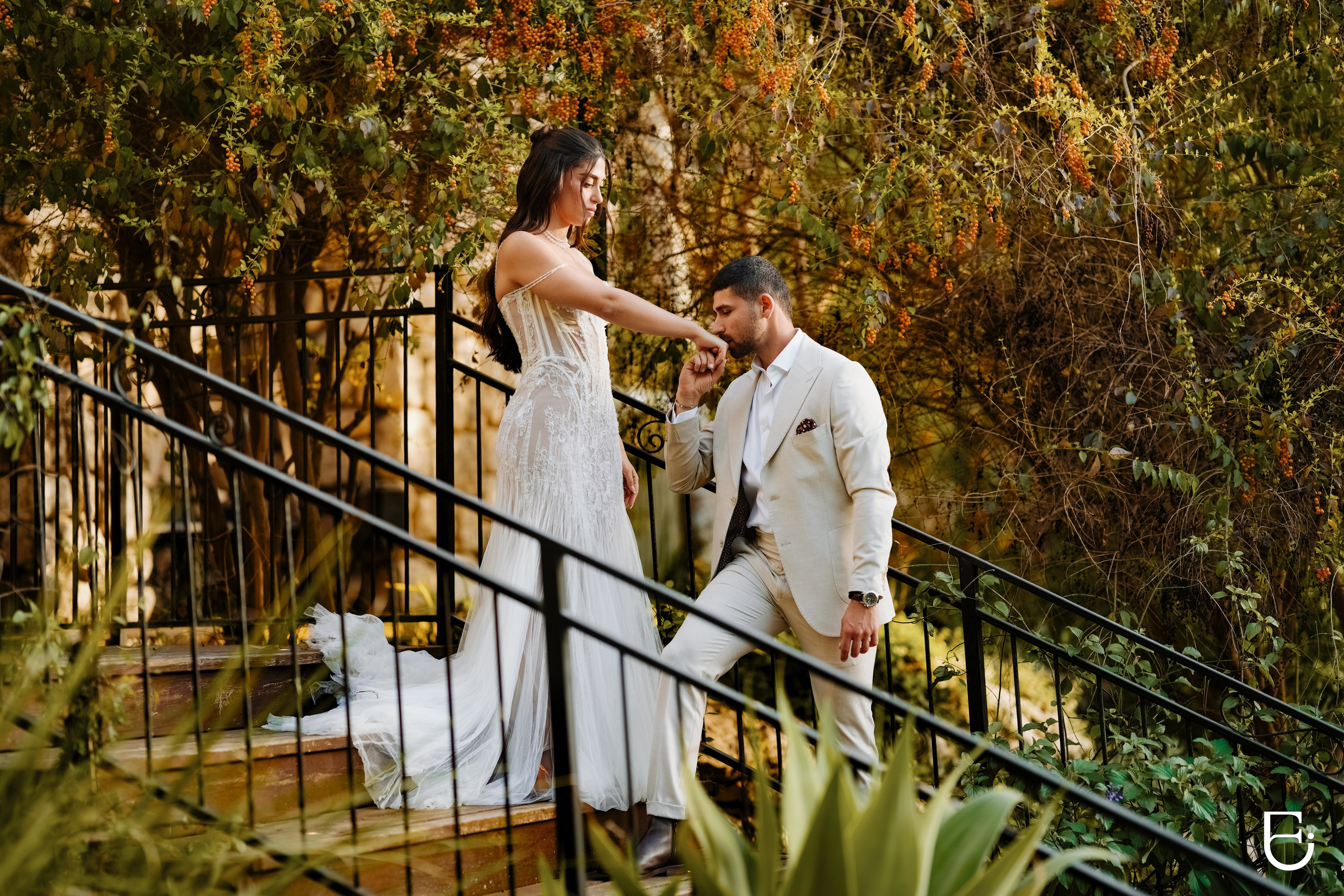 WEDDINGS. CAMELLIA ART PHOTOGRAPHY