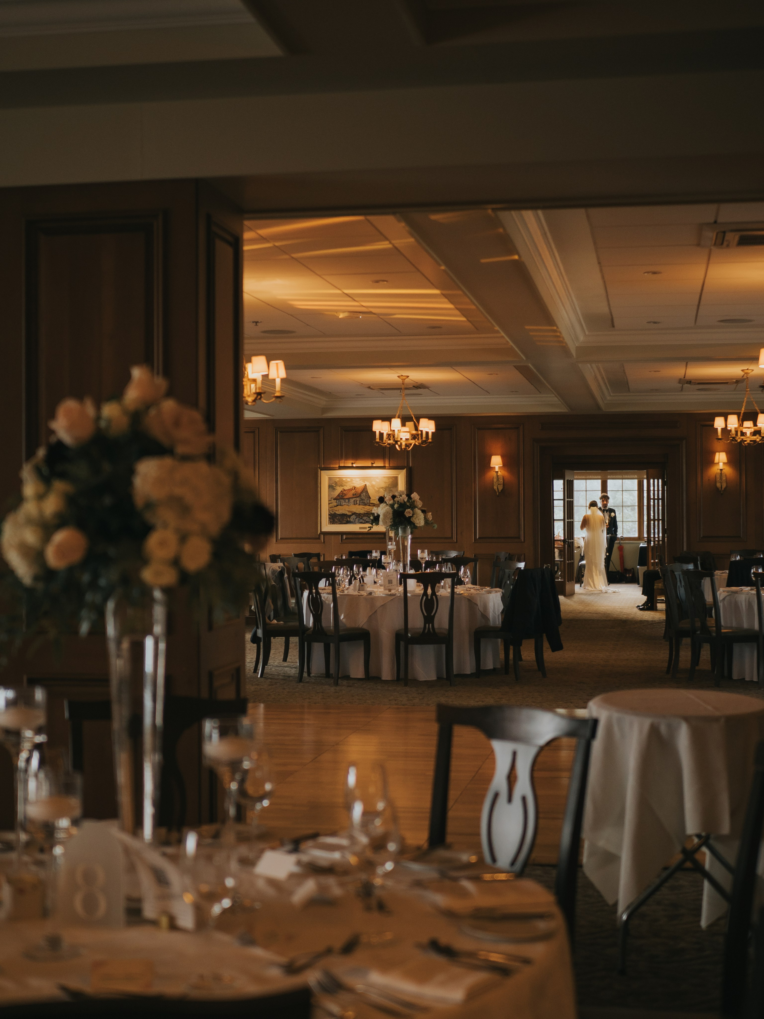 Wedding of Cassandra and Loïc in Beaconsfield, Montreal. Wedding and Family Photography Montreal Muriel Oe Photo