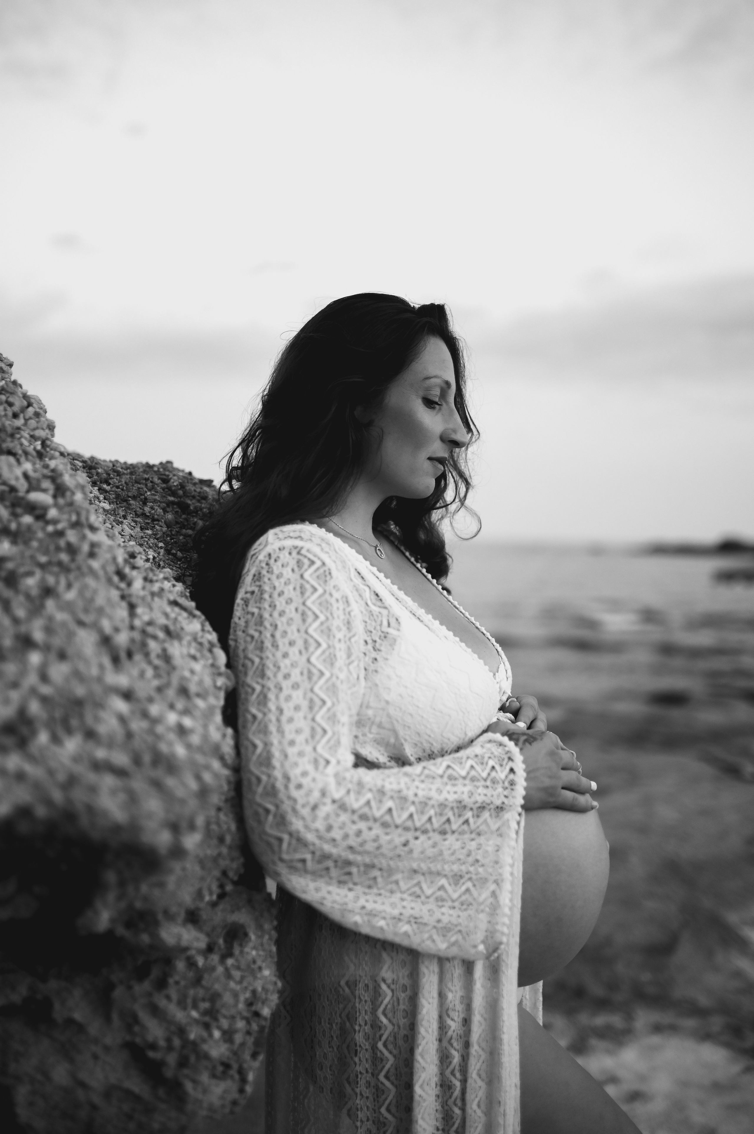 Romantic Maternity Photoshoot. WELCOME