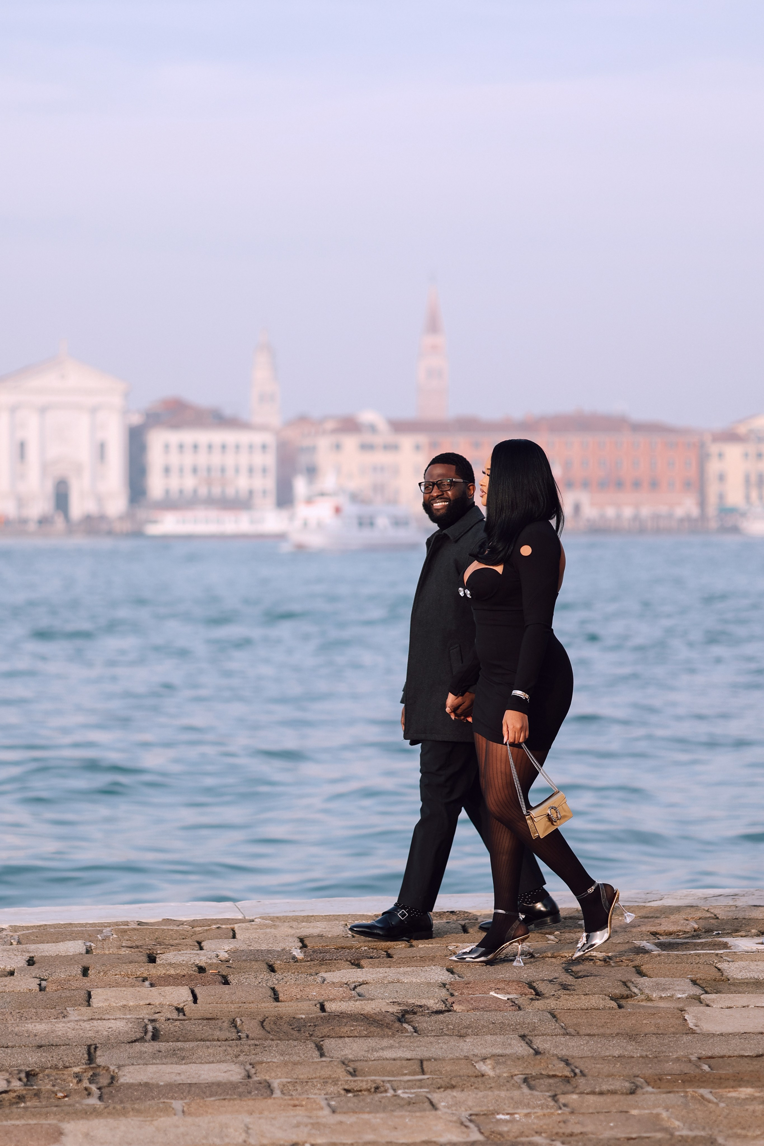 couple photo shoot in Venice