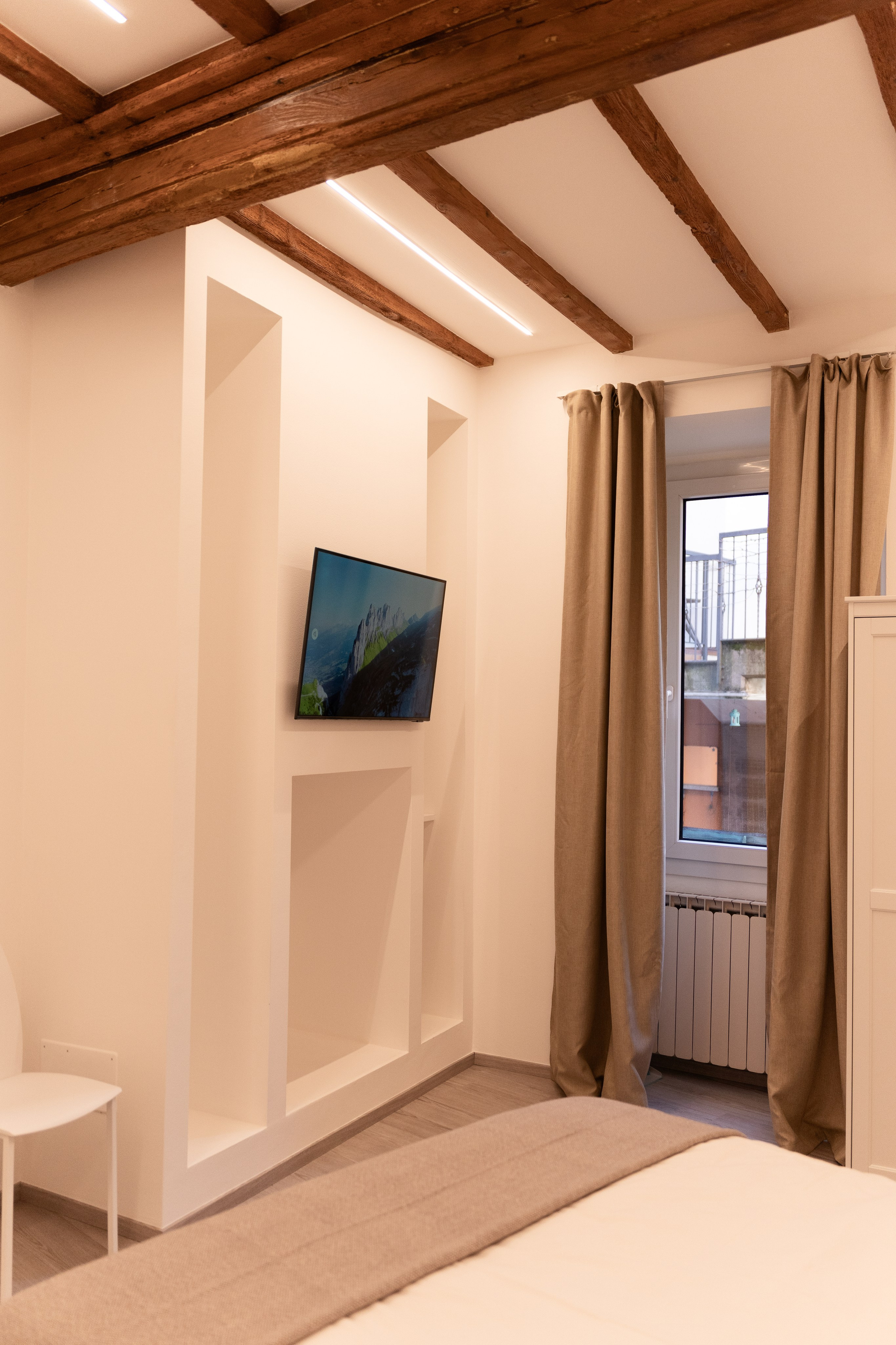 Lake Maggiore apartment. PHOTOGRAPHER IN ITALY