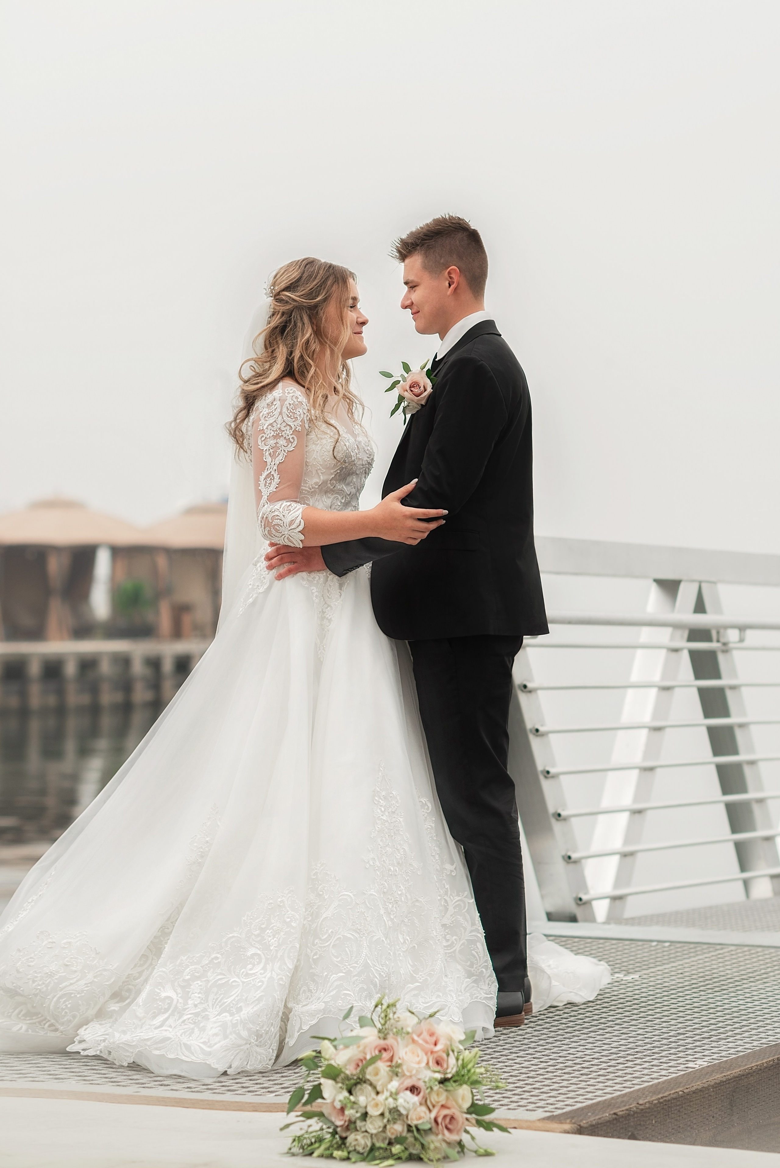 Weddings. Wedding & family photography in Seattle area. Helen Michelle photographer