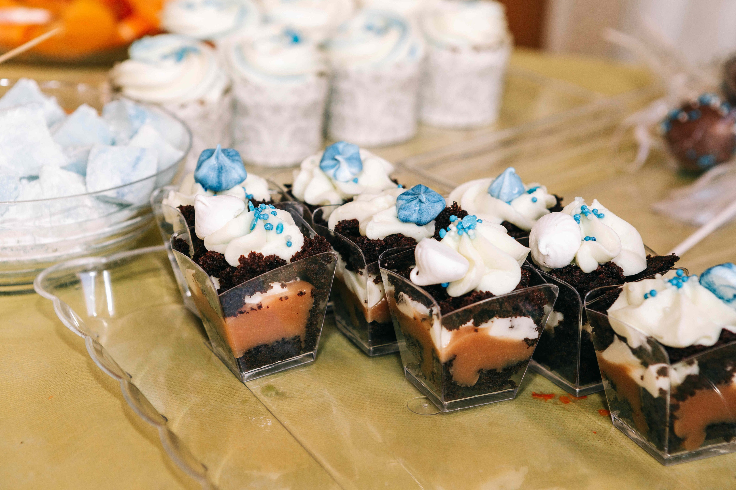 BRITH MILA IN THE SMALL SYNAGOGUE. PHOTOGRAPHER IN ISRAEL