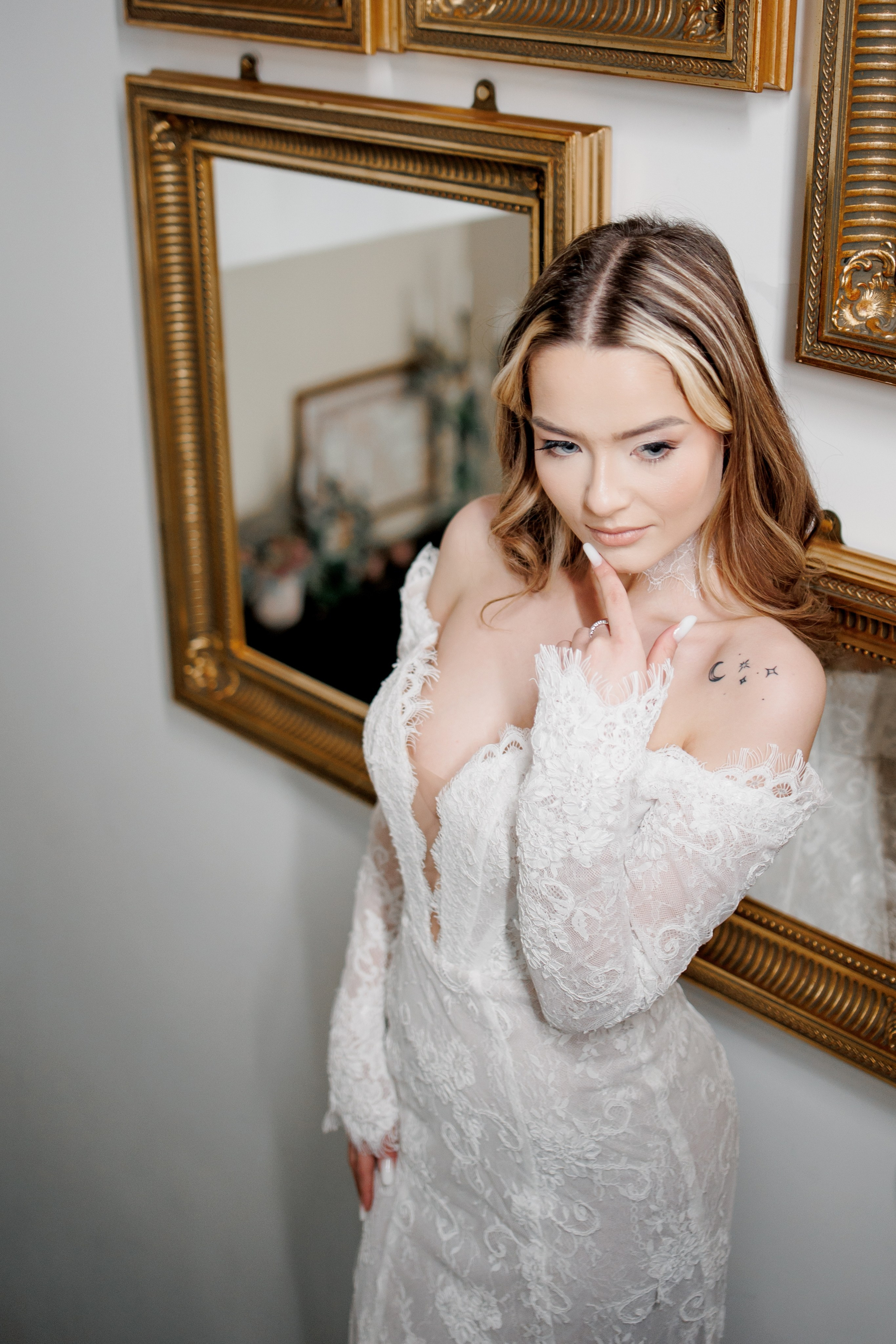Style Shoot 2025. Wedding Photographer, based in Iasi, Romania, but will travel all over the globe to make sure you look amazing in all your wedding photos