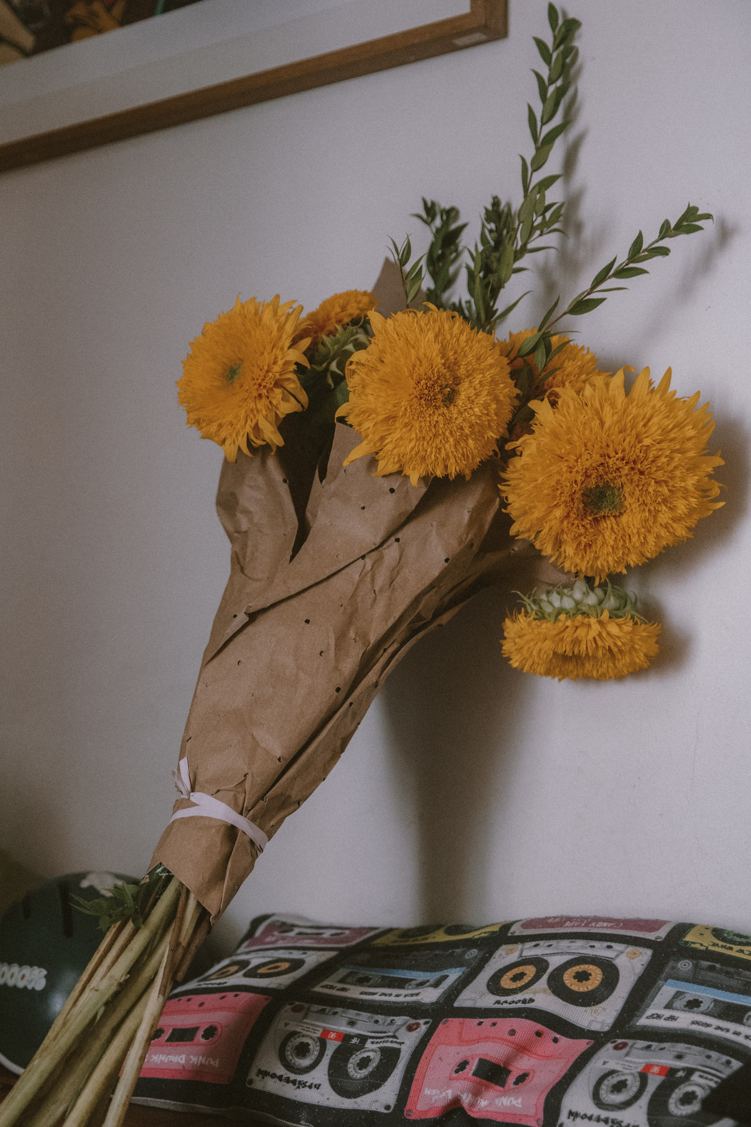 Family At Home Photoshoot in Paris | Natural Lifestyle Photography. Paris Wedding Photographer