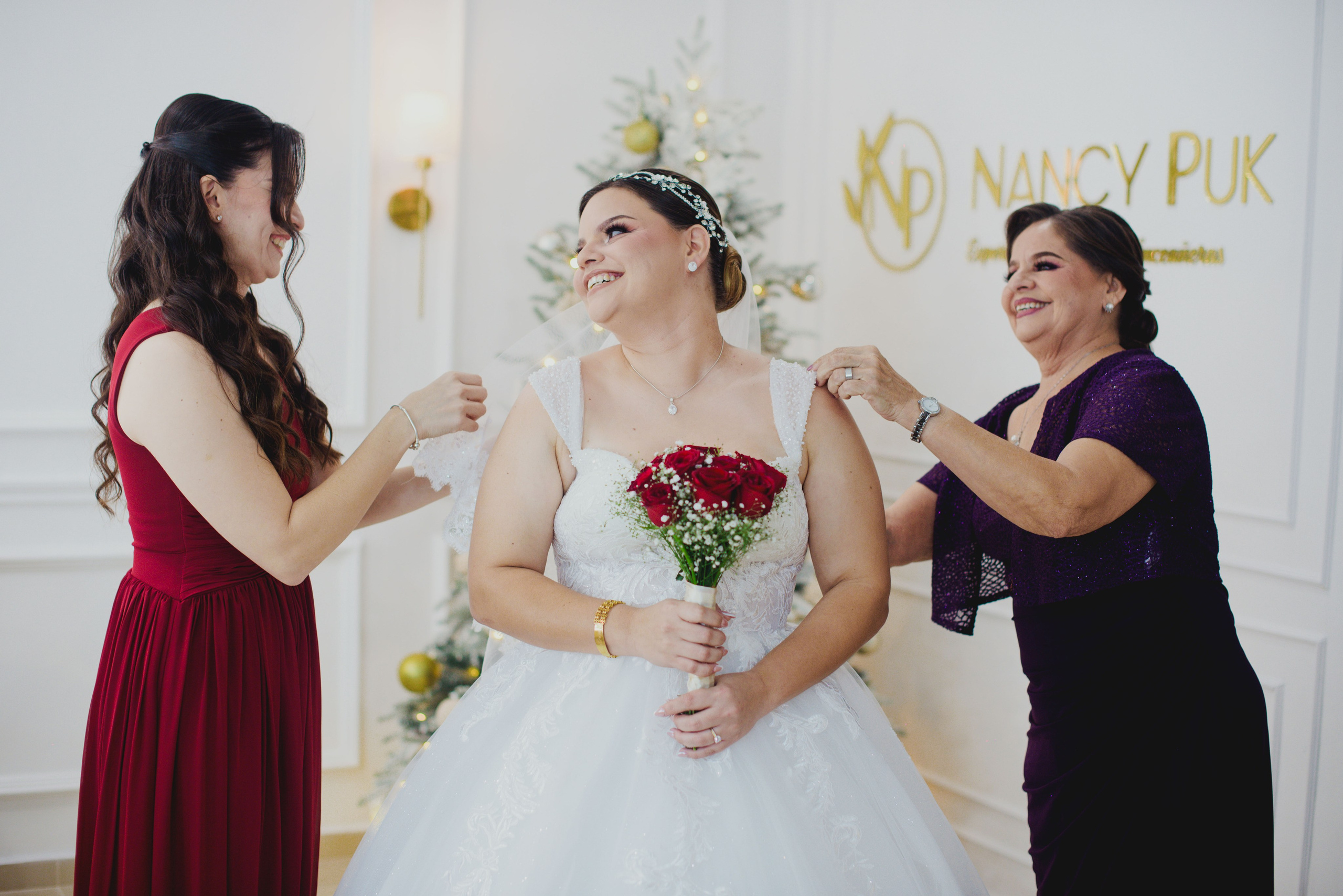 Servicio de boda religiosa. Fotógrafo "dD" Didier Dzul