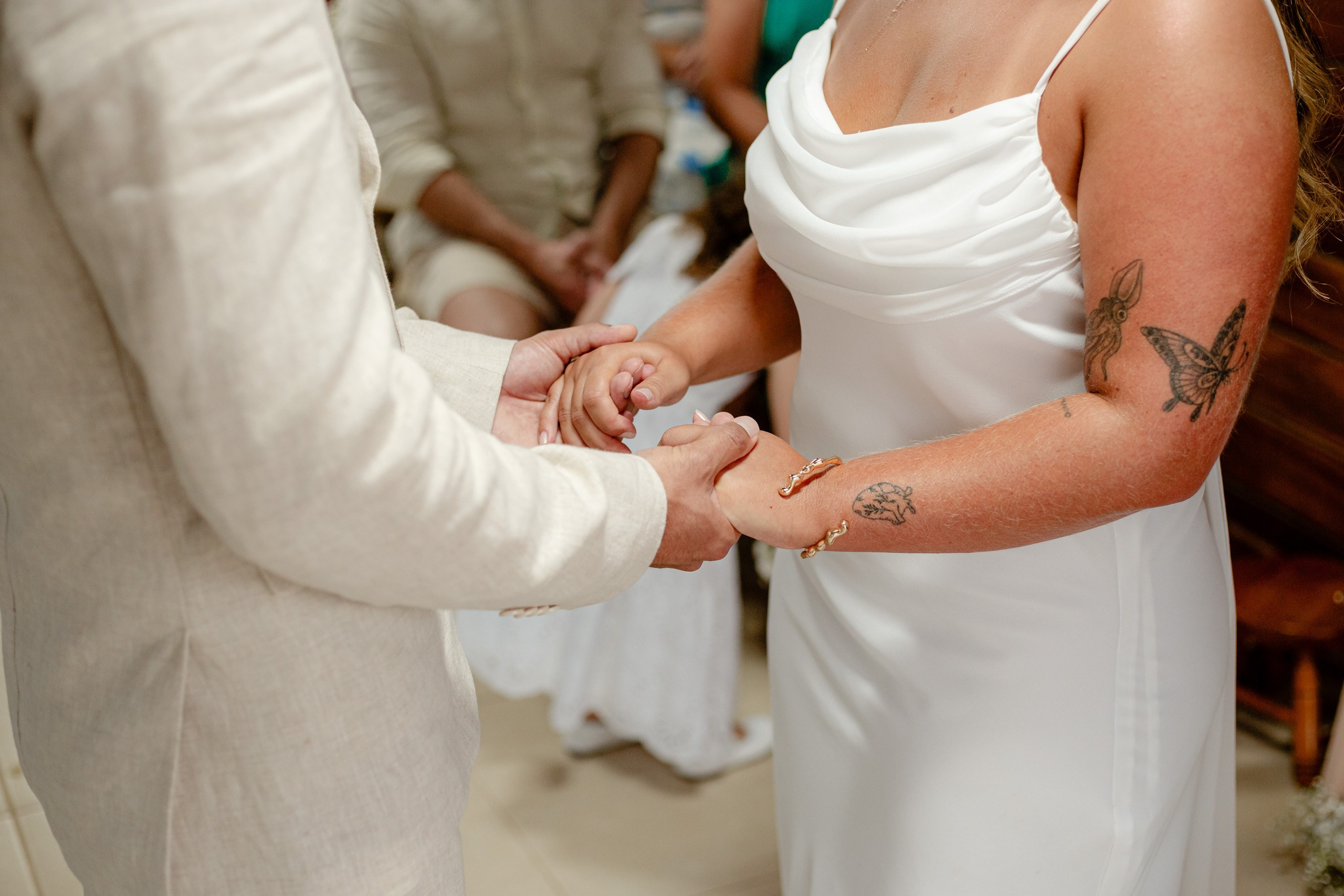 Cerimônia de casamento intimista em Bombinhas — Sarah e Eduardo