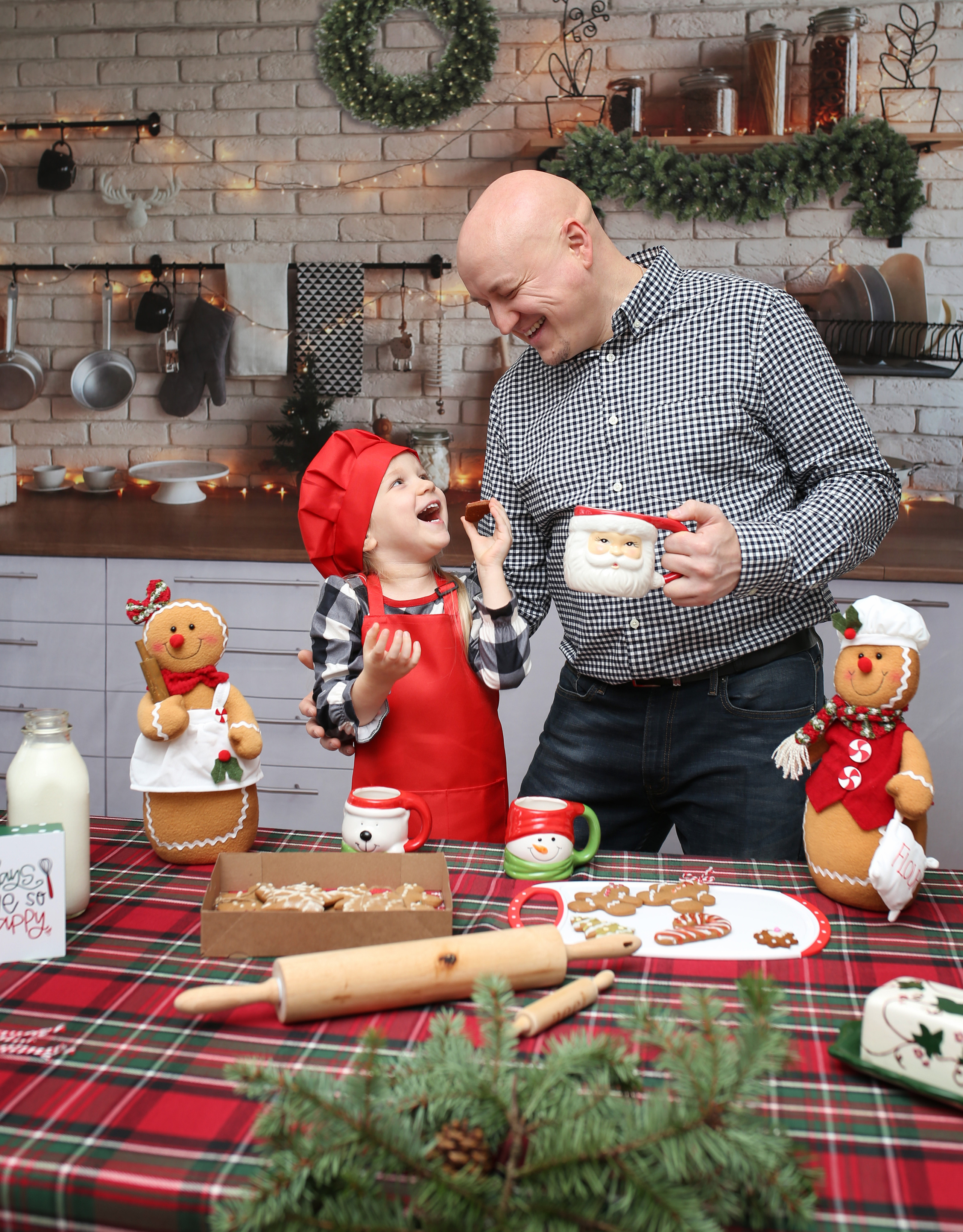 Christmas Baking Mini. YuAnna studio. Family & Kids Photographer in Seattle area, located in