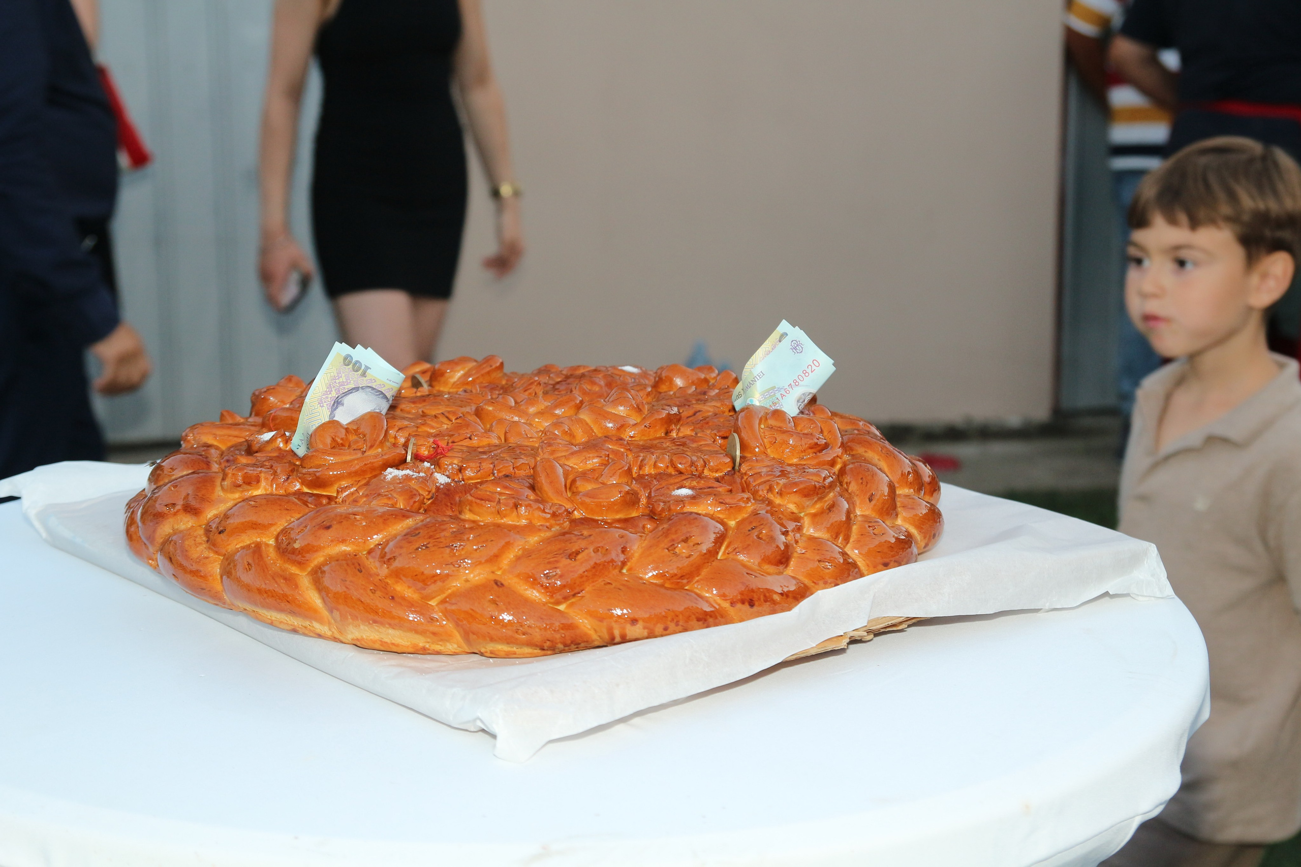 BYZO MEDIA. PETRU BYZO - family and children photographer in ROMANIA