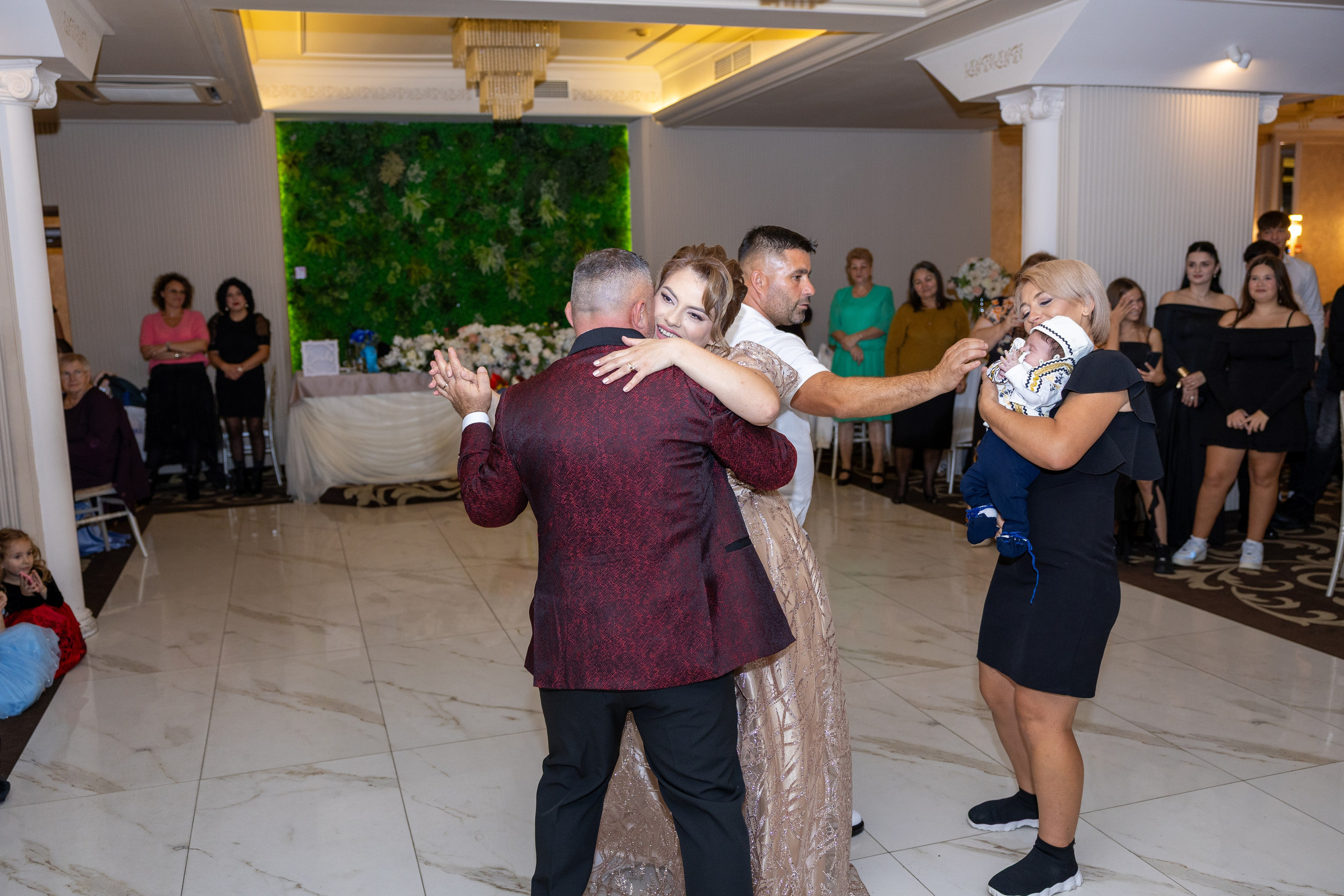 Andrei Sebastian. Moments By Gub