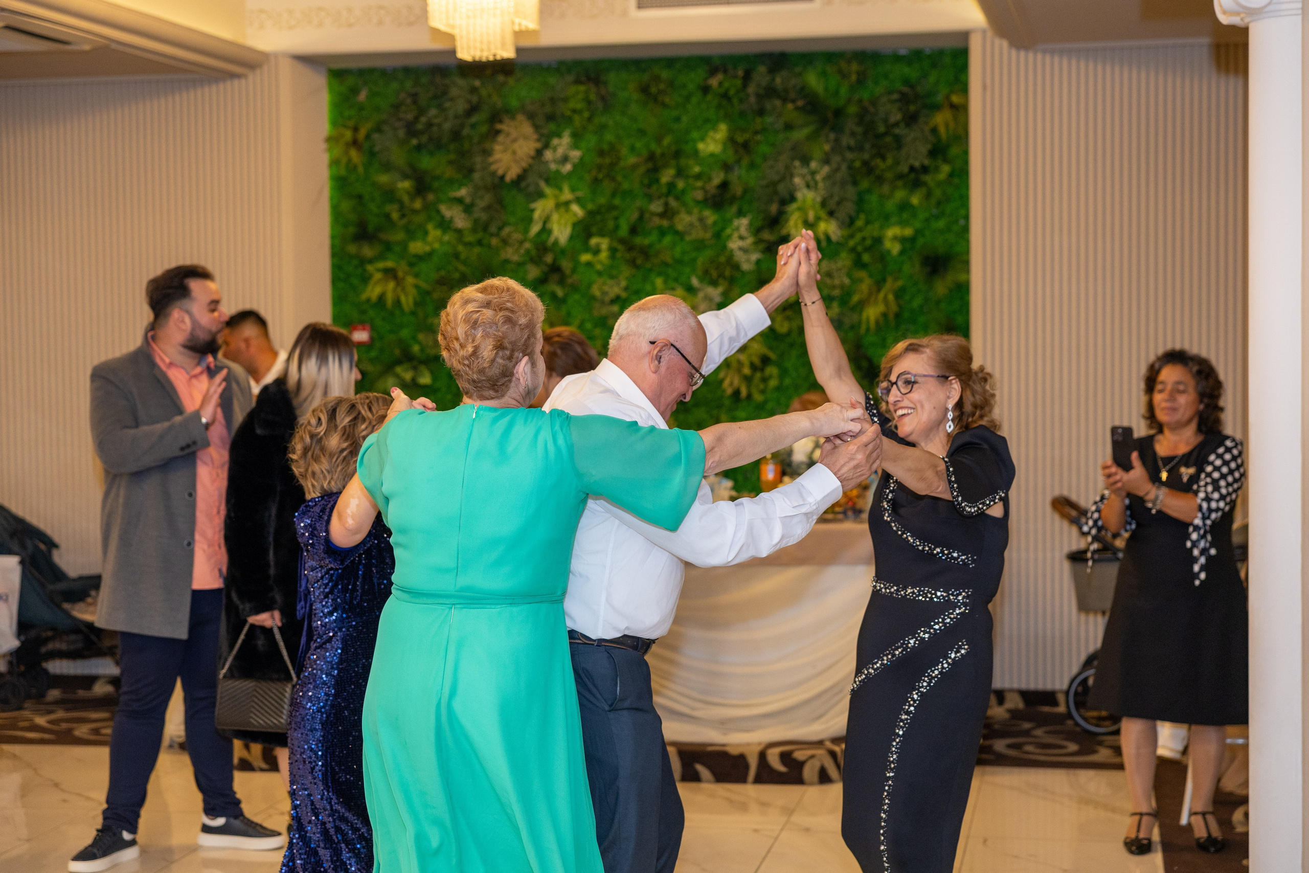 Andrei Sebastian. Moments By Gub