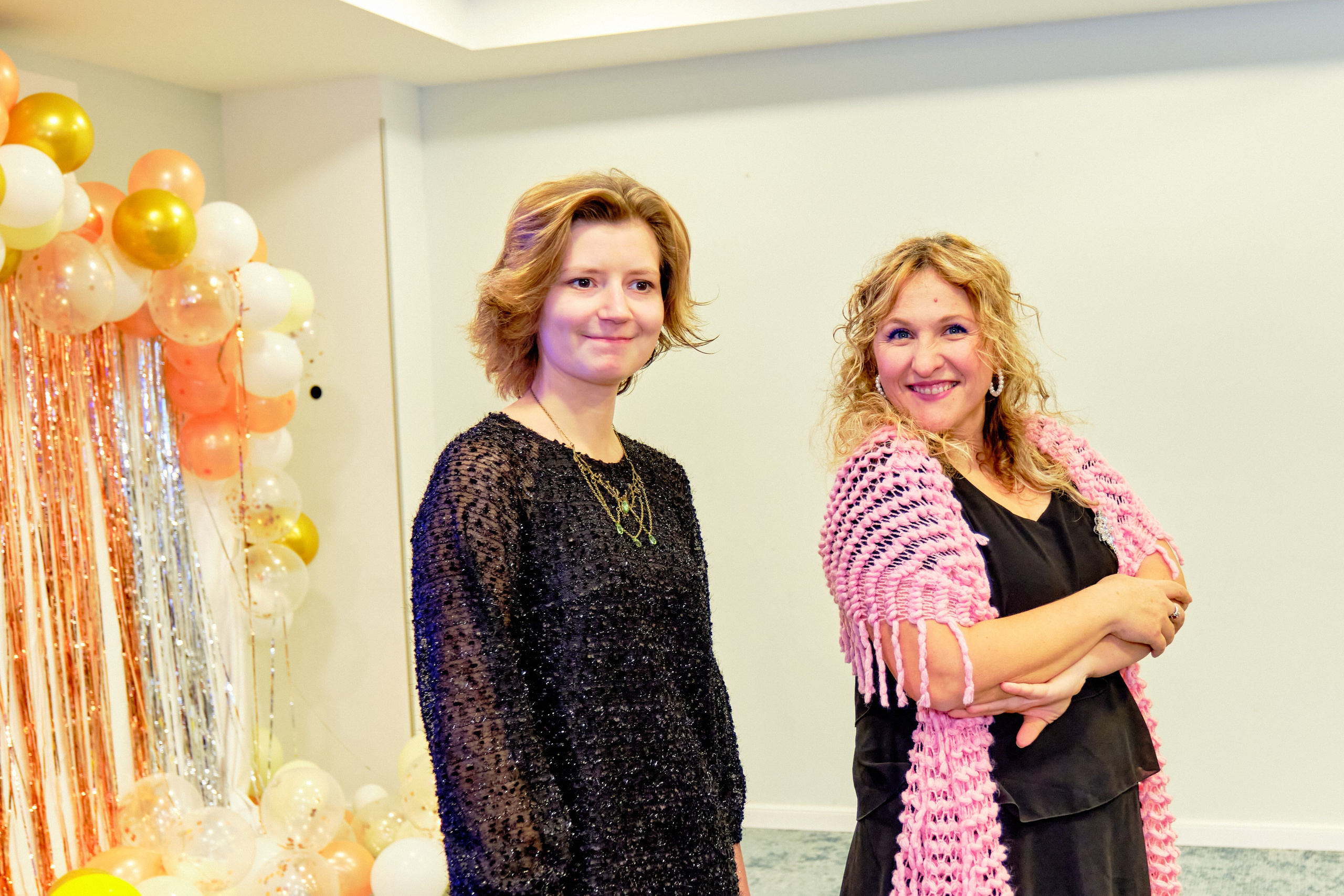 Фоторепортаж з благодійного Новорічного балу у Чорногорії. Портретний фотограф Альона Новгородцева