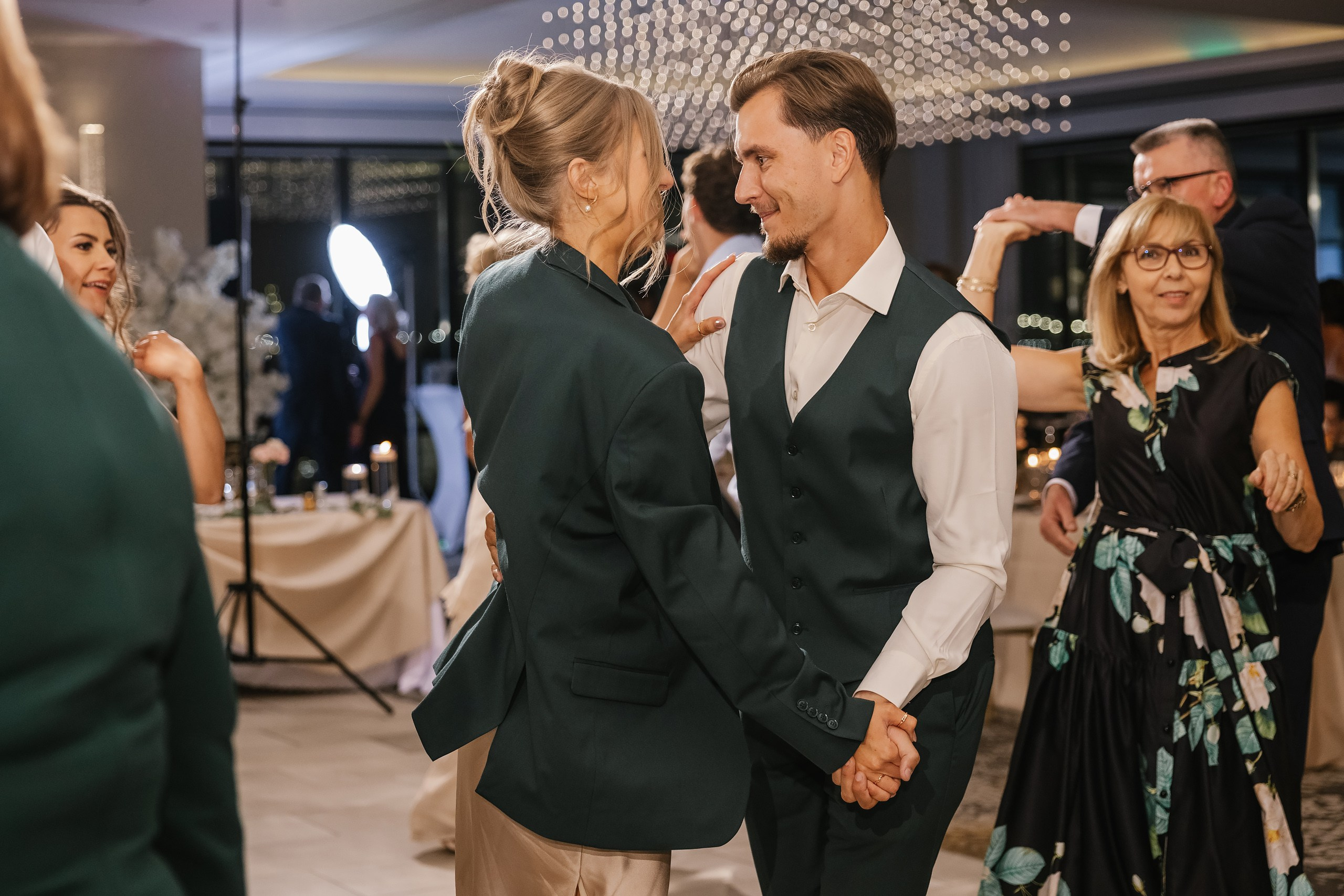 09.06.2025 Wedding. Wedding family event photographer in Chicago Nick Yushevich