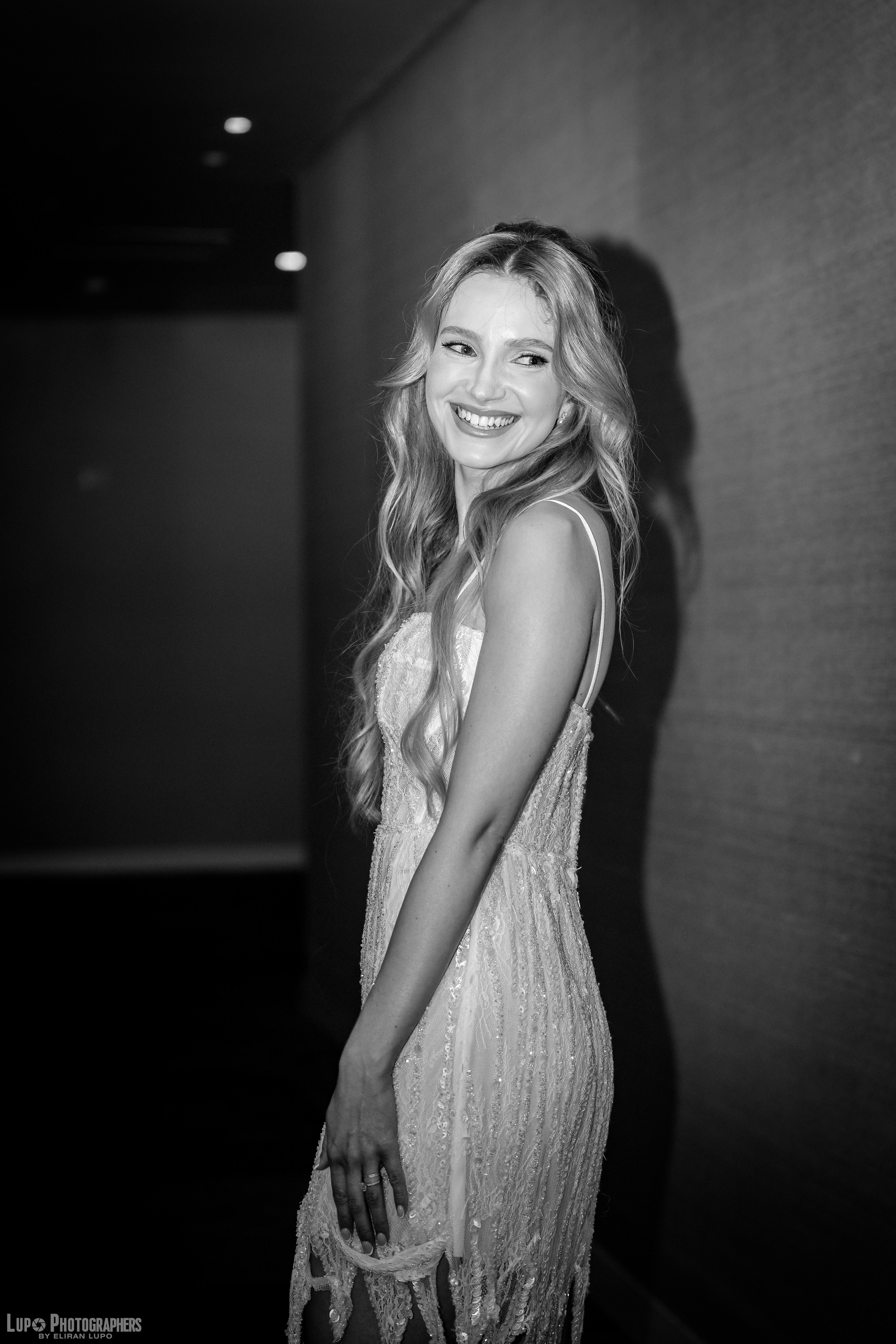 ראשי. לופו צלמים — צילום חתונות ואירועים