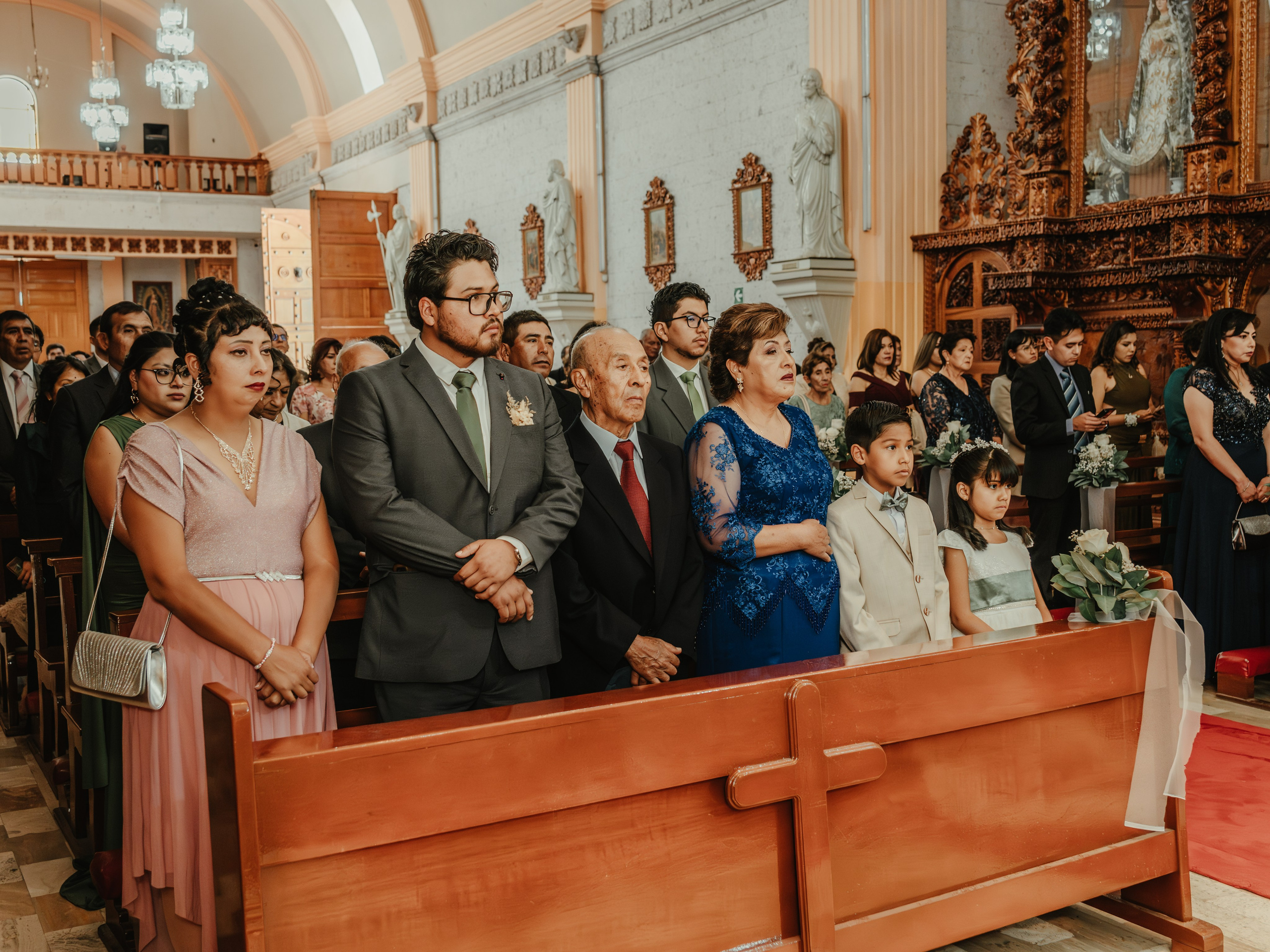 CARLA Y MARIO BODA RELIGIOSA. Studio KVTA | Fotografía y Video de Bodas en Arequipa