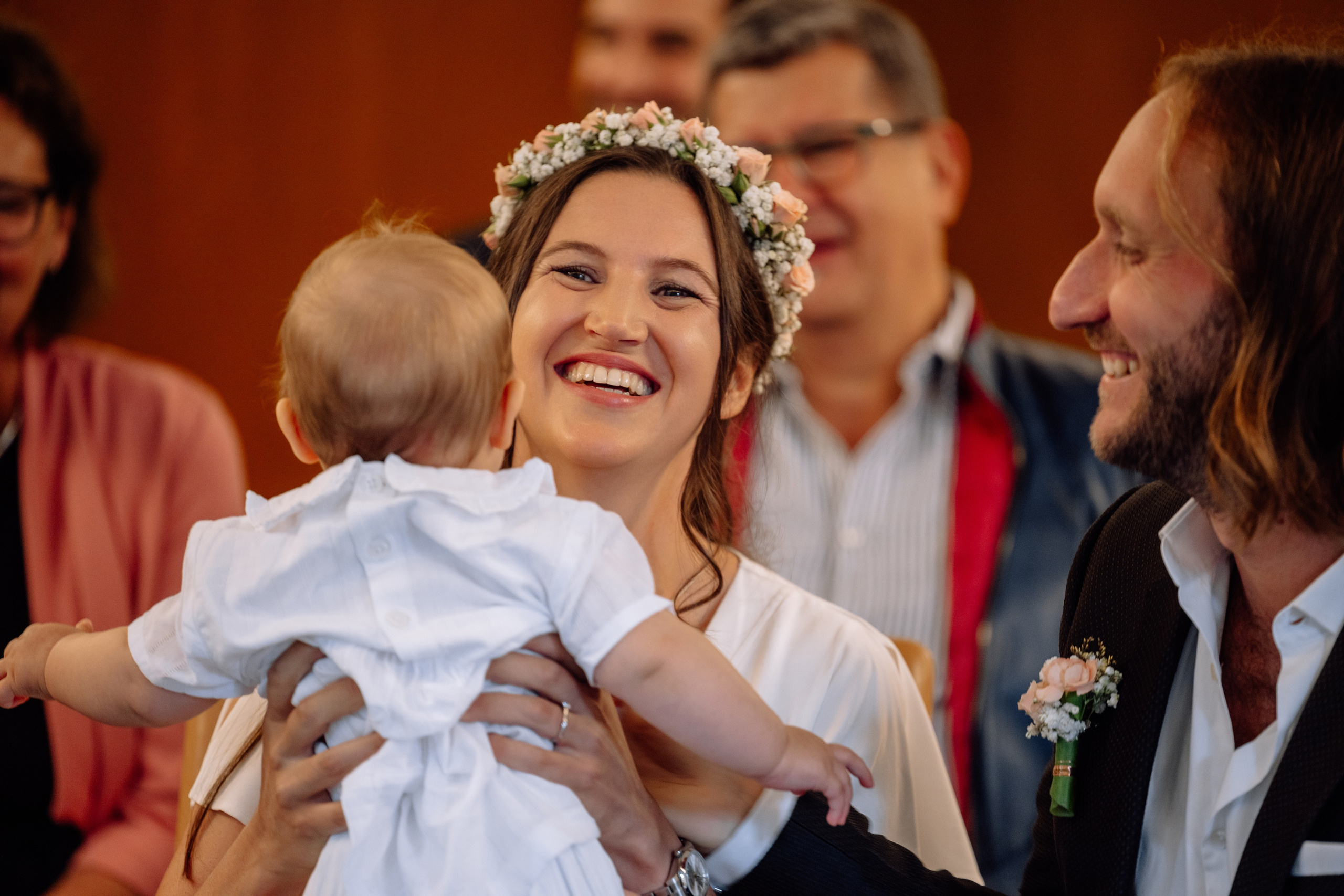 Kleine Familienhochzeit im Standesamt Mandlstrasse 14. Hochzeitsfotograf München Taufe Familienfotograf Tanja Mauke