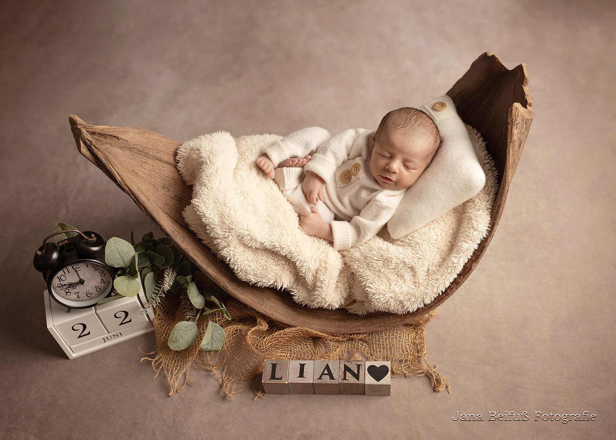 Neugeborenenshooting Weißenhorn, Neugeborenenshooting Ulm, Babyfotograf Ulm, Babyfotograf Senden, Babyfotograf Neu-Ulm, Jana Beifuß Fotografie, Familienfotos, Liebe, Geduld, Neugeborenenfotos Weißenhorn, Pfaffenhofen a. d. Roth, Gaumenspalte, Gaumenlippenspalte, Babyfotograf Vöhringen, Babyfotograf Weißenhorn, Babyfotograf Ehingen an der Donau