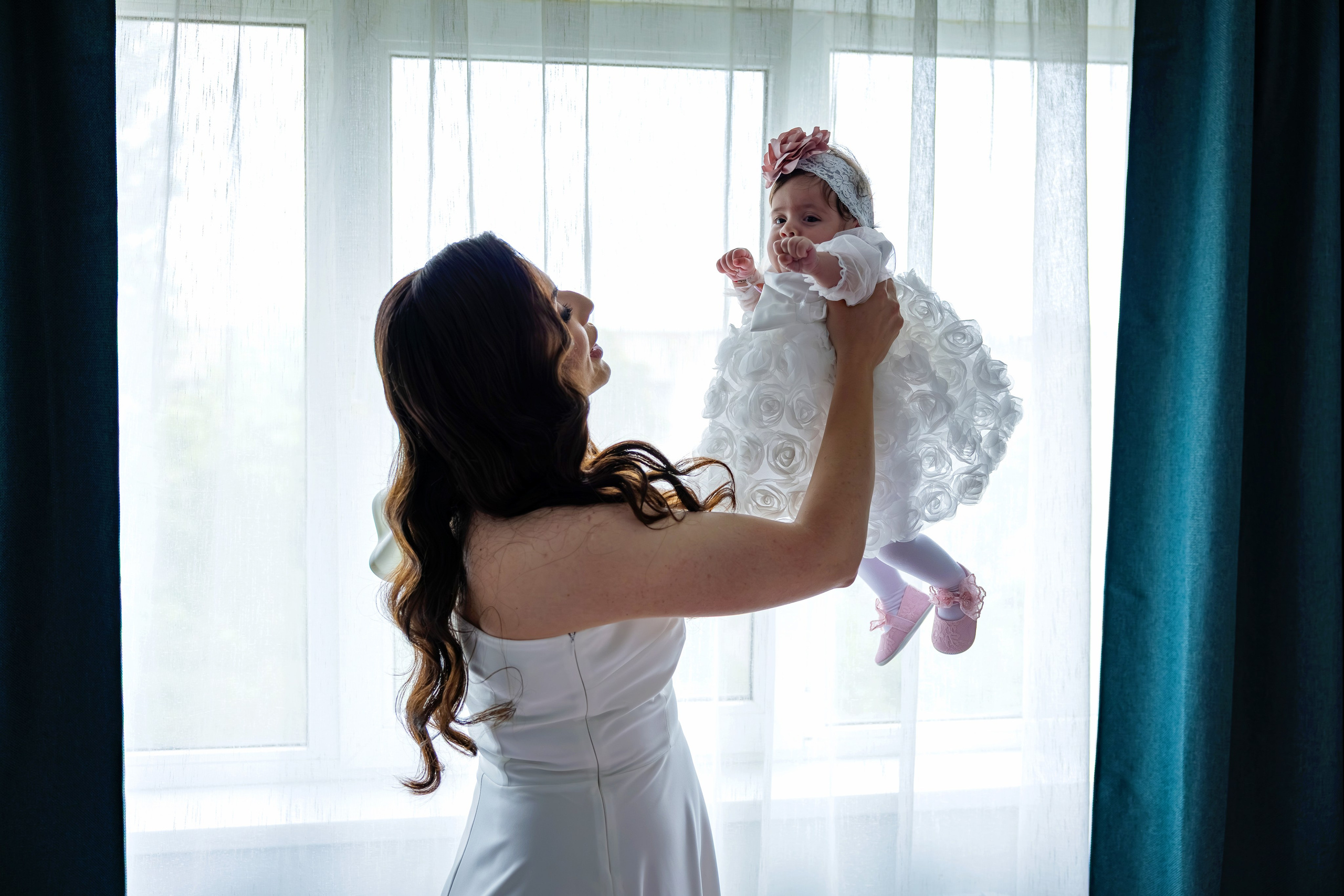 Iris Stefania. Moments By Gub