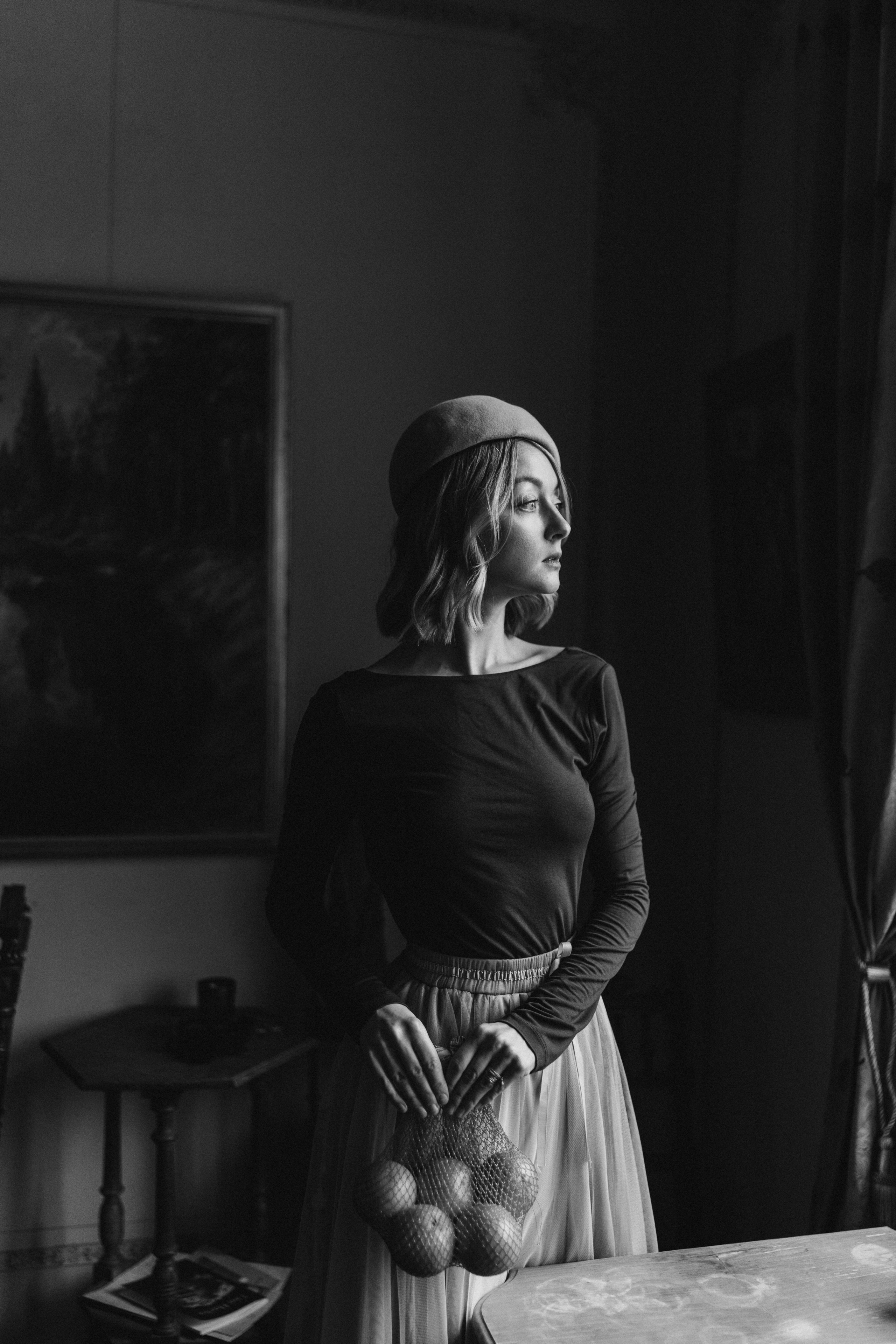 Woman phoshoot. Wedding and potrait photographer in Helsinki Vickan O