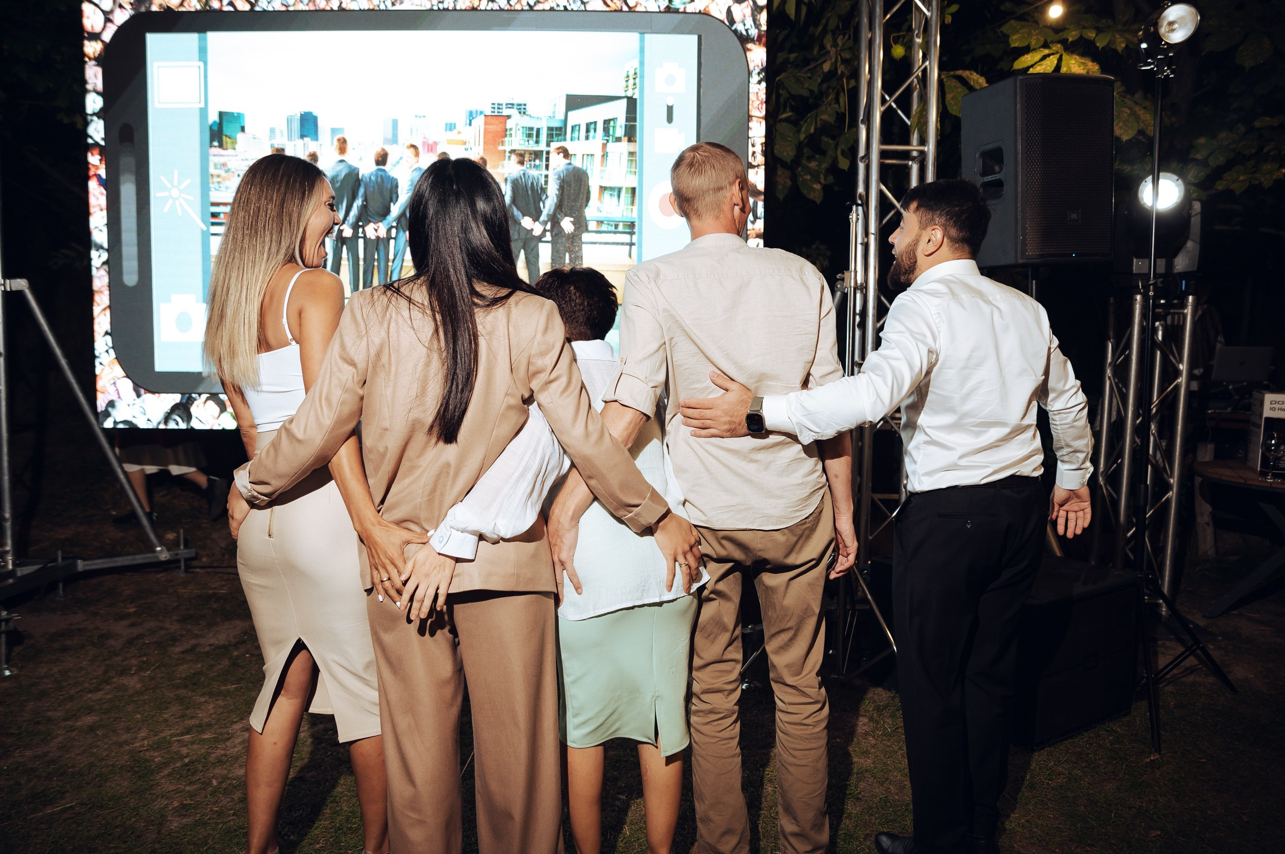 Алексей & Анастасия. Фотограф в Бишкеке Андрей Кавешников