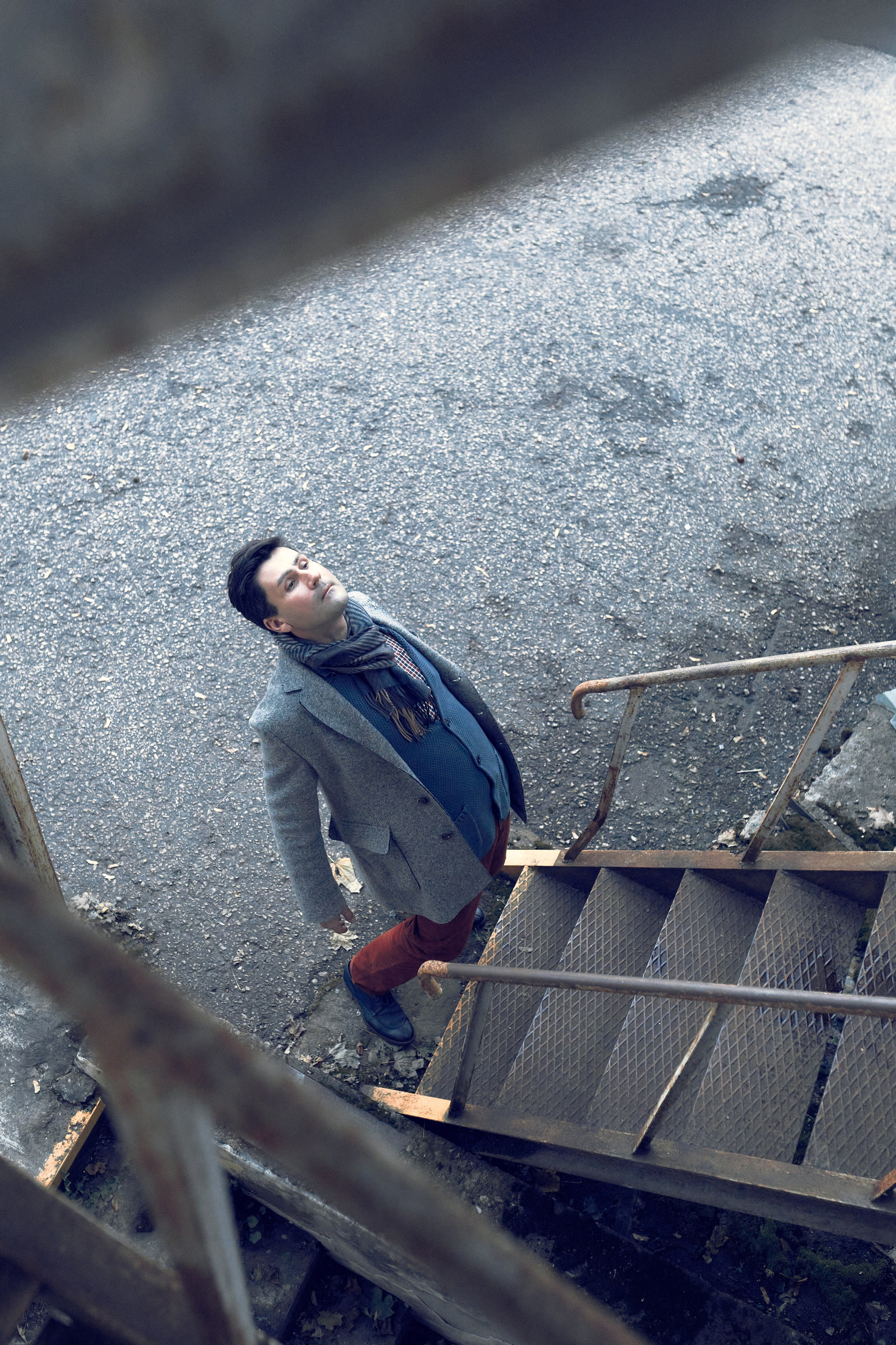 Portrait photographer in Riga. Photographer in Doha, Qatar