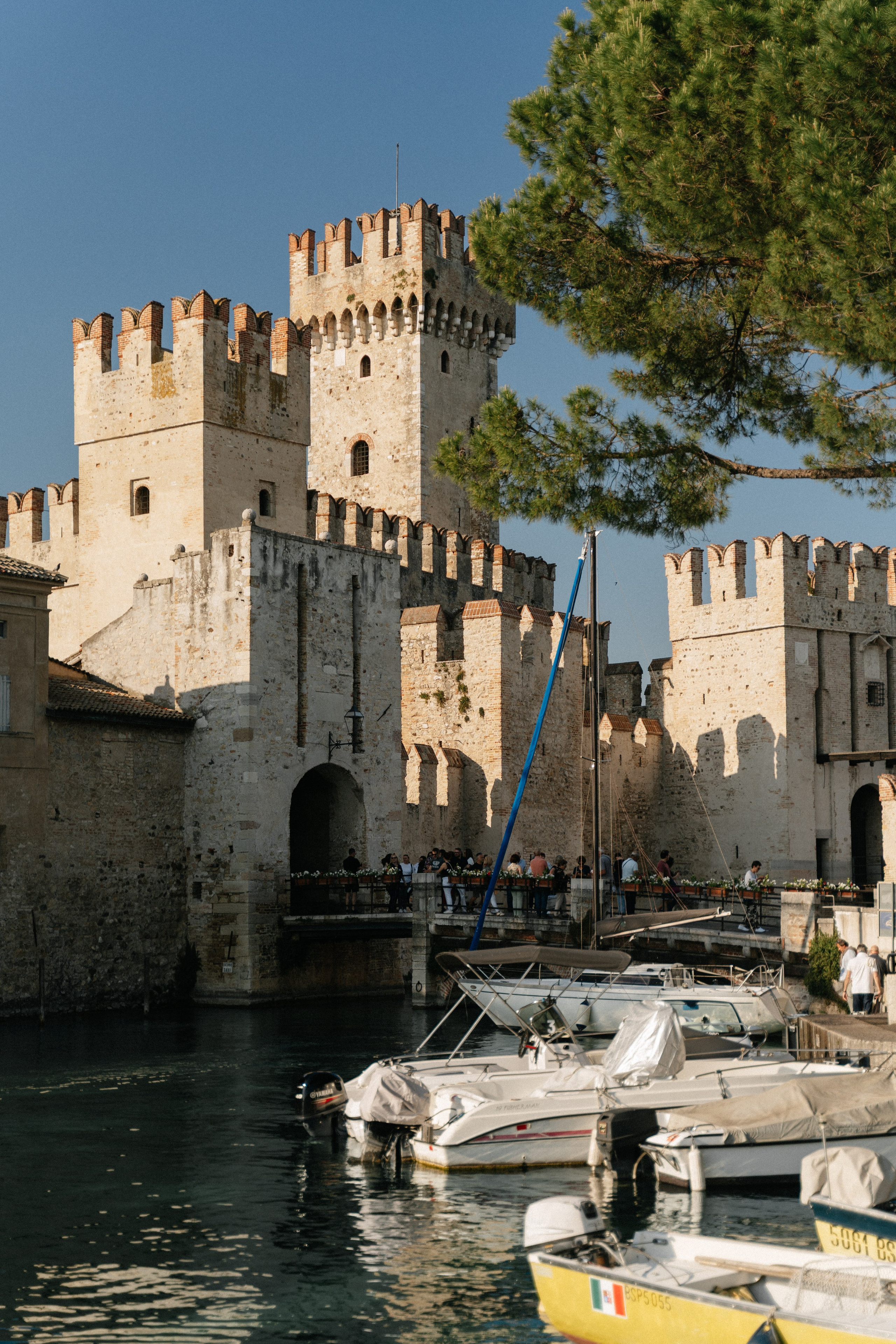 L & B (Sirmione, Lake Garda, Italy). Marriage Proposal Photographer in Verona, Lake Garda and Dolomites| Diana Fedrigo