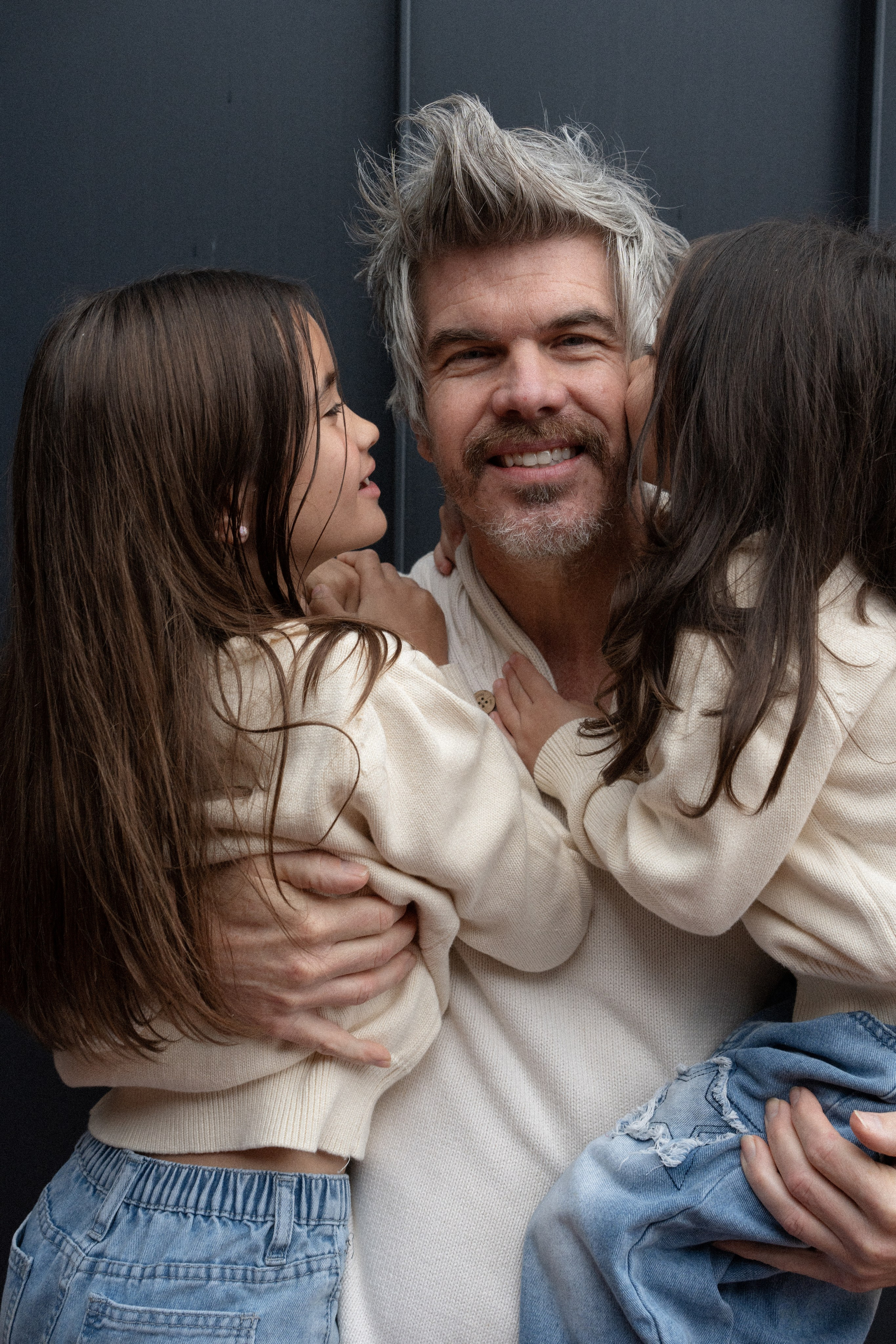 Christmas Family Shoot. Portrait, family, maternity & wedding photography & videography in SoCal Kseni Vibe