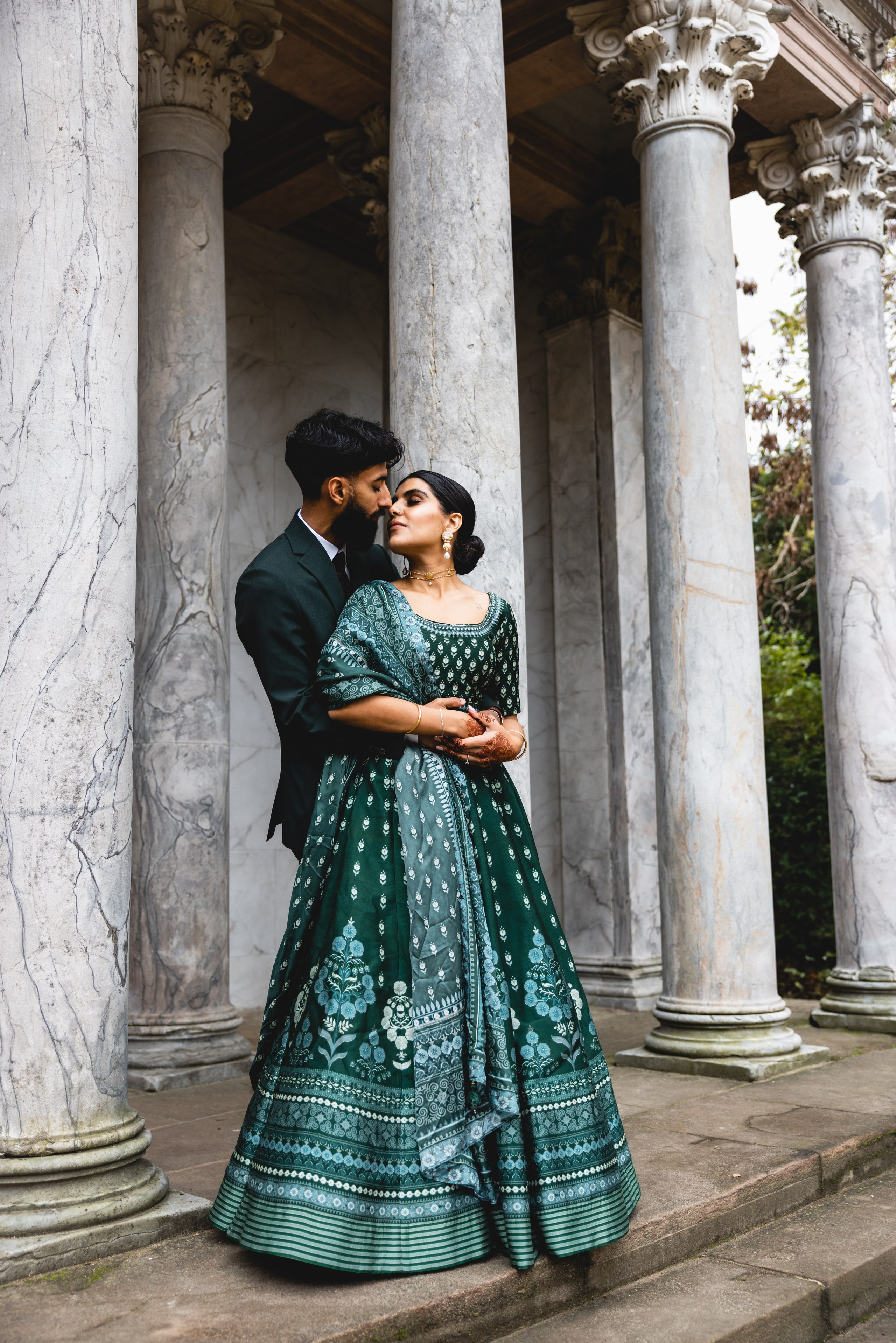 Indian style. Professional wedding photographer in Copenhagen, Denmark — Julia Byron