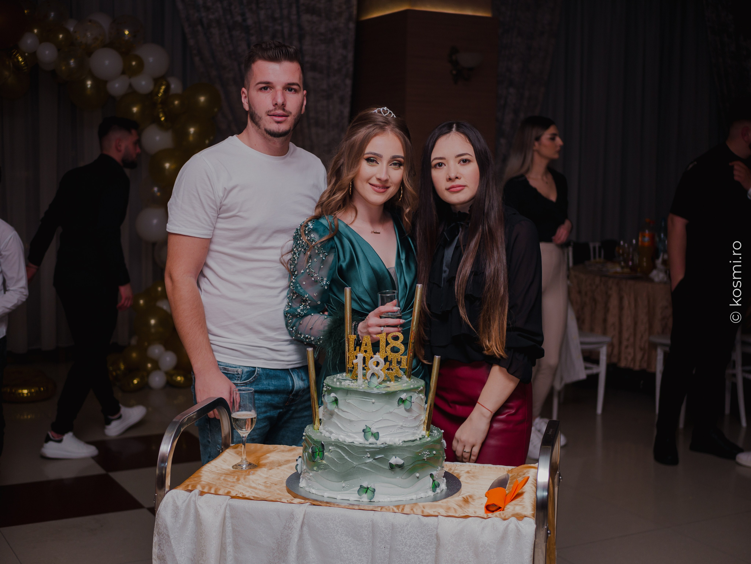 Majorat Andreea. Kosmi