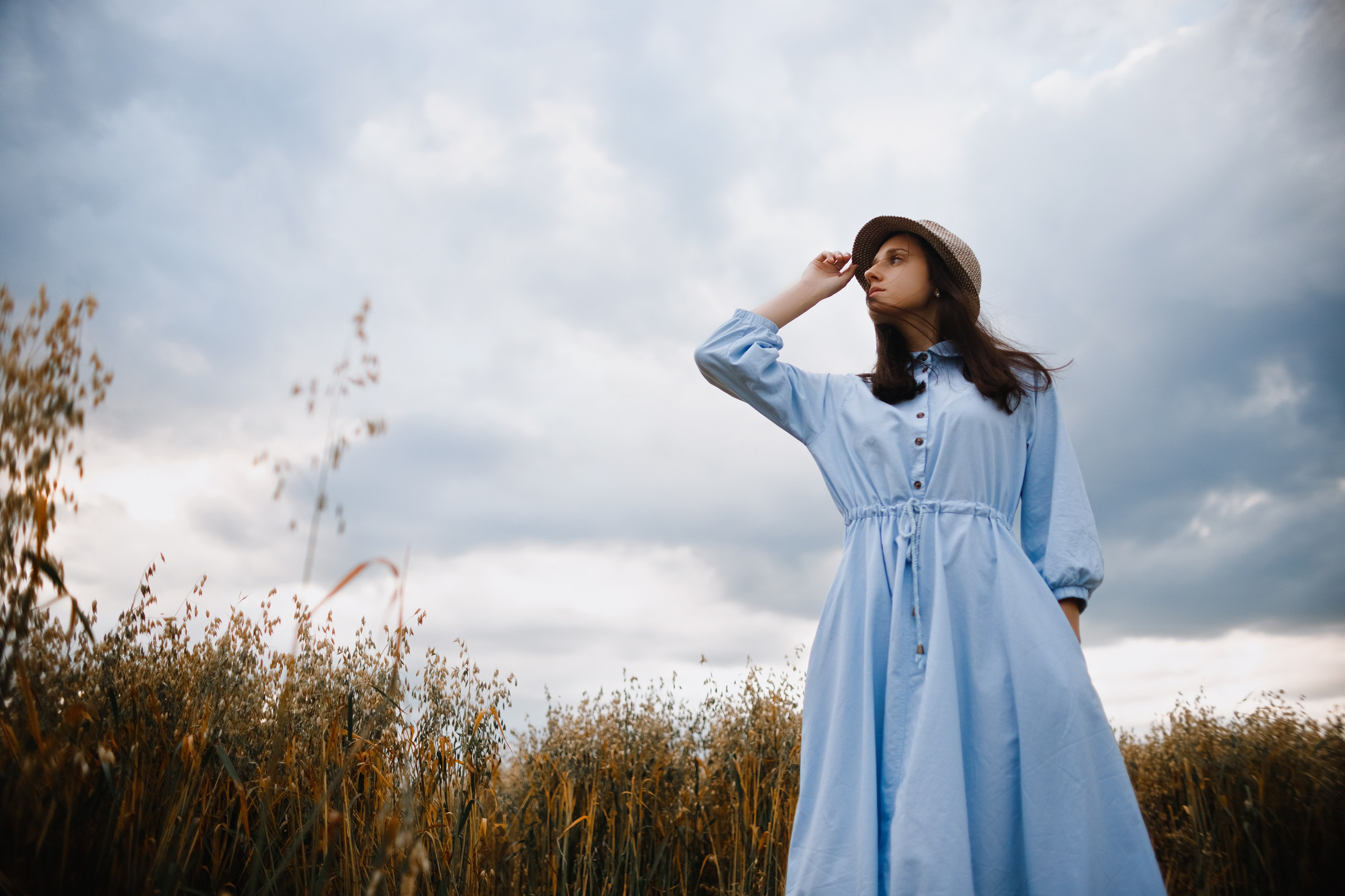 Katya | tenderness in the field. Kaja | fotograf psów we Wrocławiu