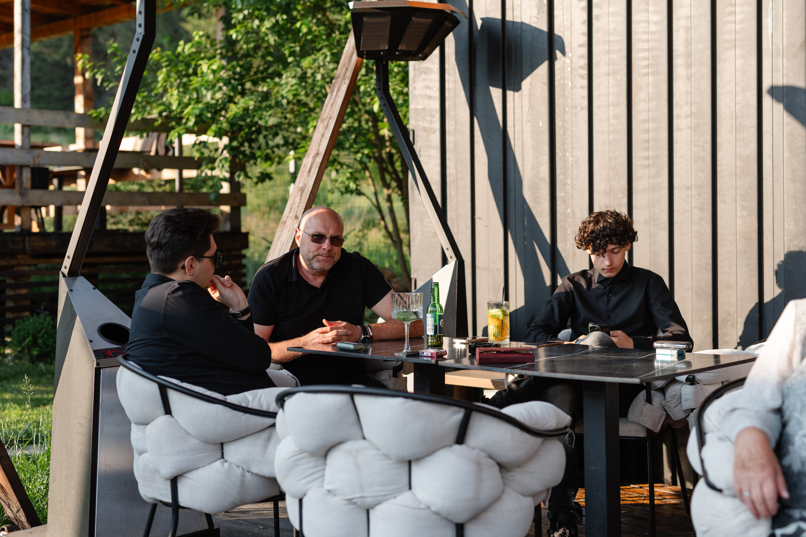 Flori & Cosmin. Main