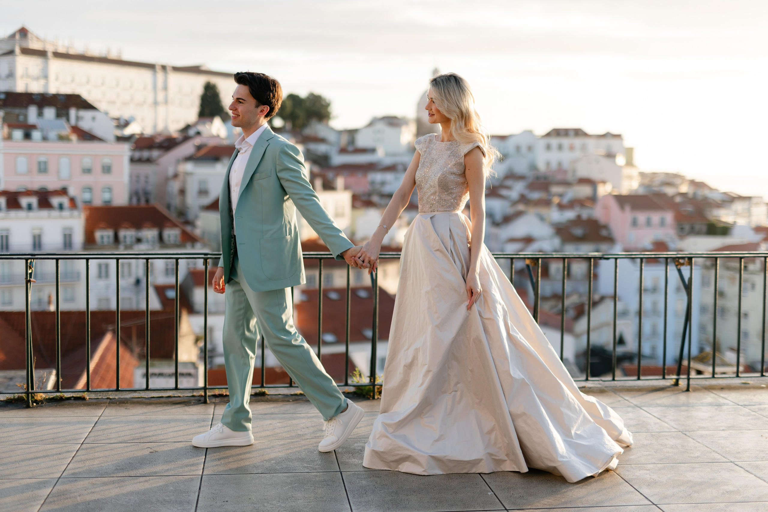 Vivien & Razvan. Main