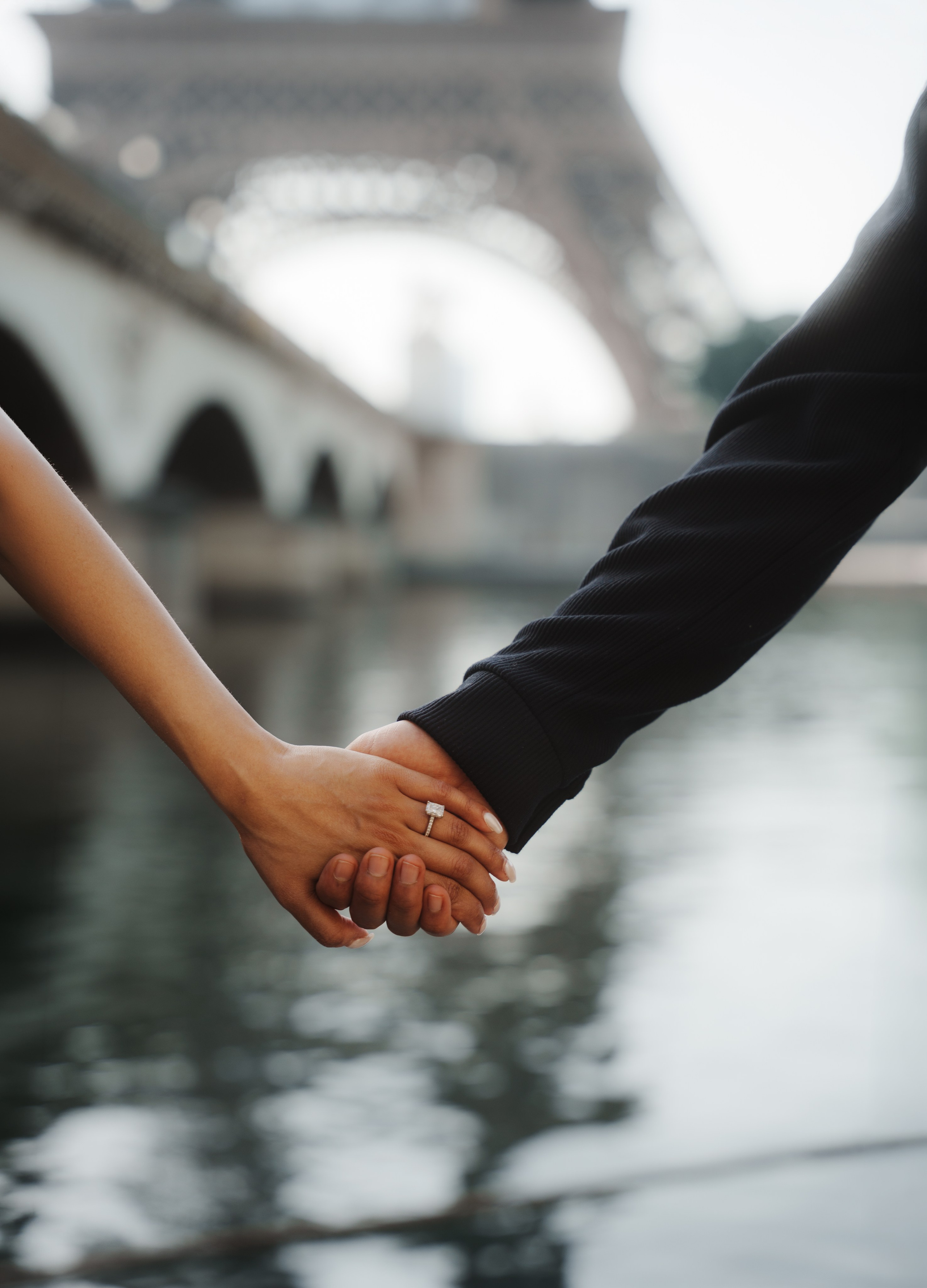 Spring Couple Photoshoot in Paris
