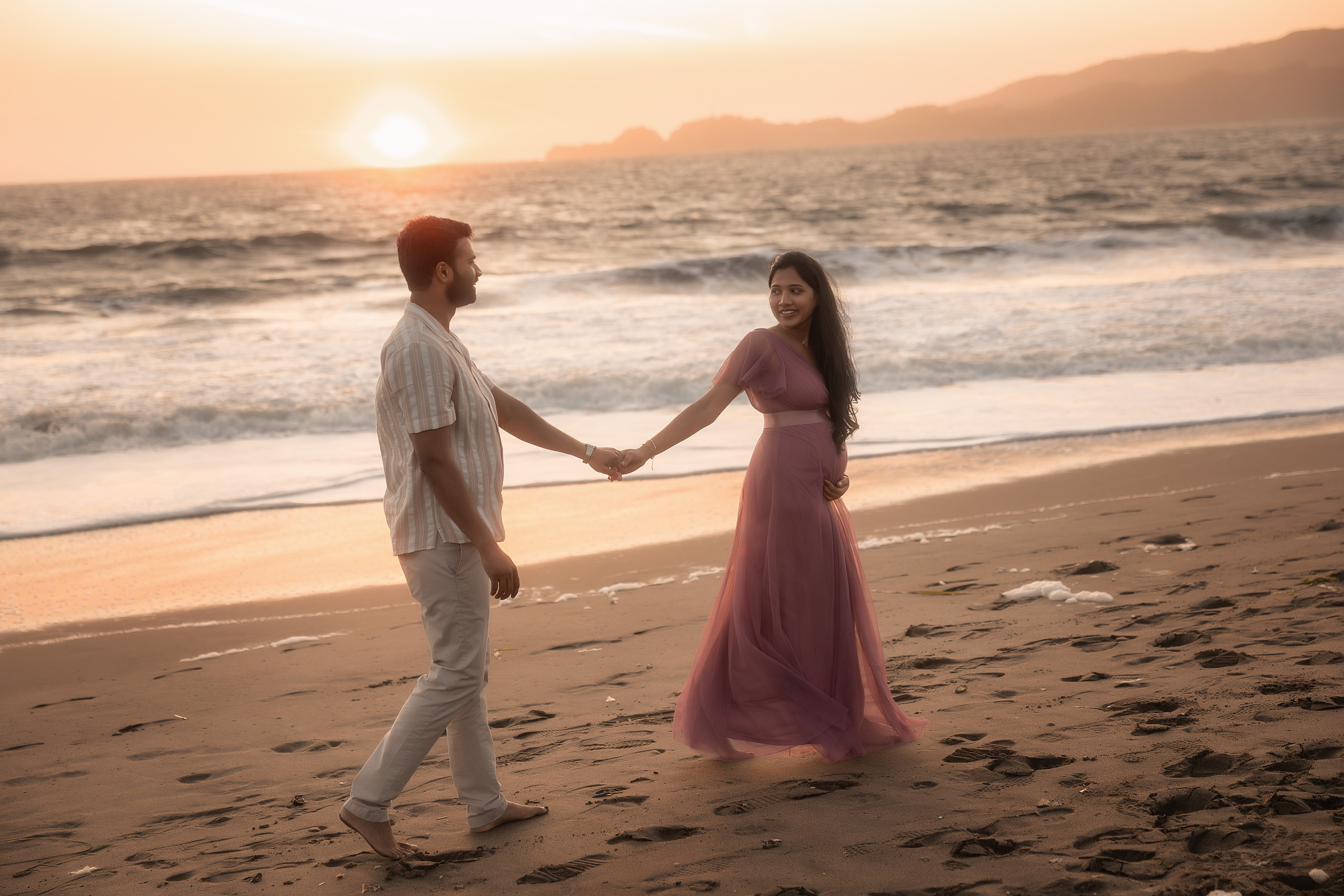 FAMILY & MATERNITY PHOTOGRAPHY. Couples & Families photographer in Bay Area, San Jose, California